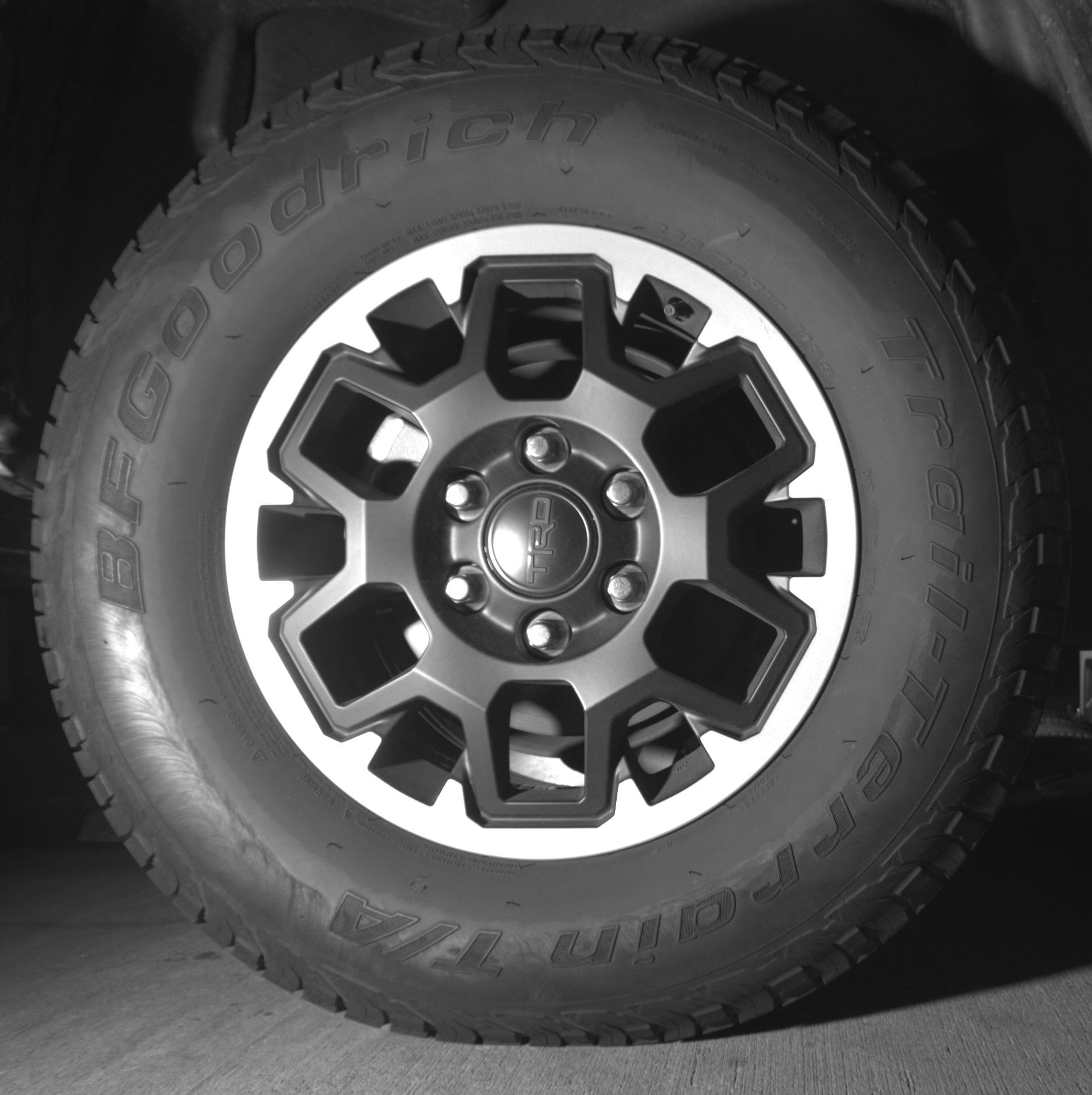 Thumbnail: 2025 Toyota Tacoma - 12