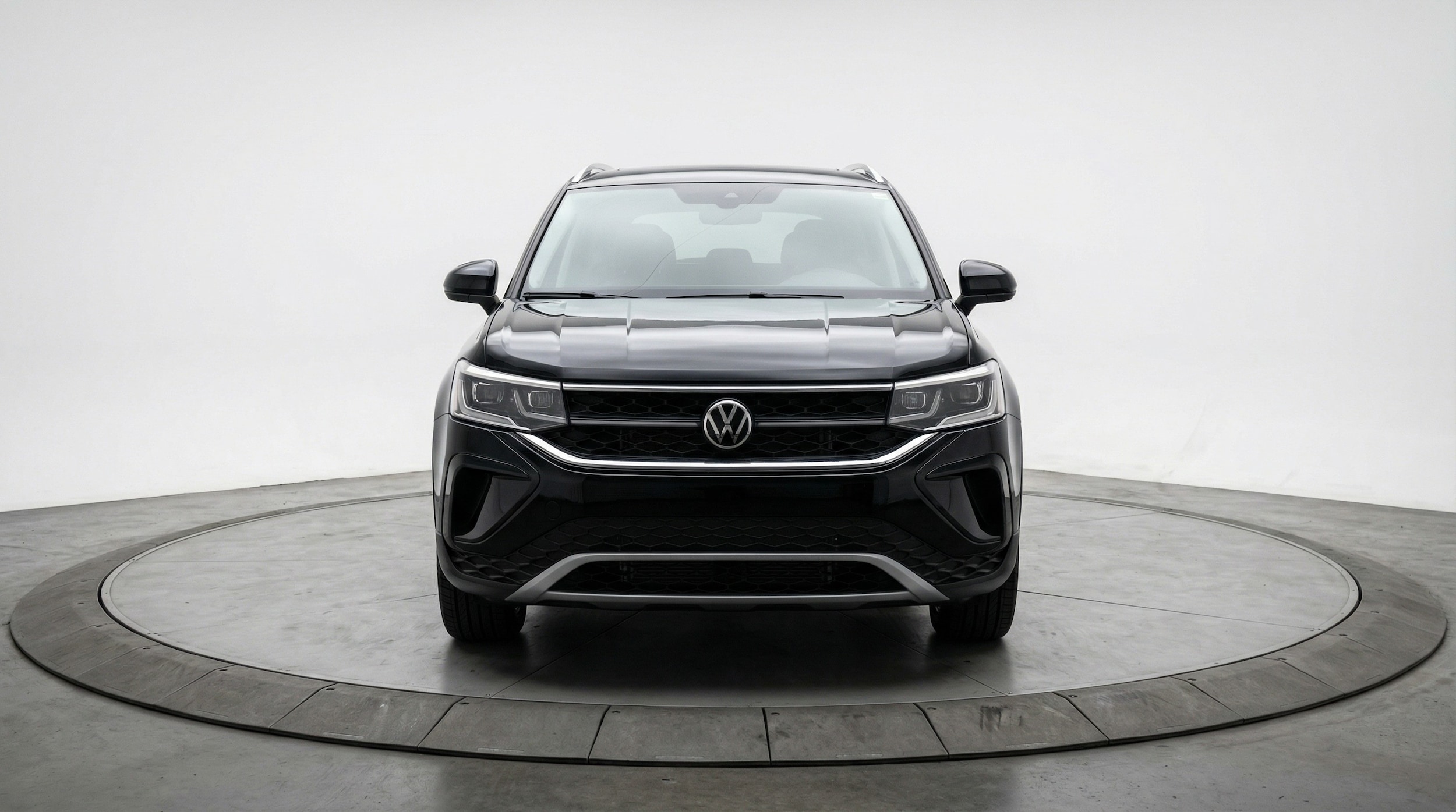 Thumbnail: 2025 Volkswagen Taos - 2