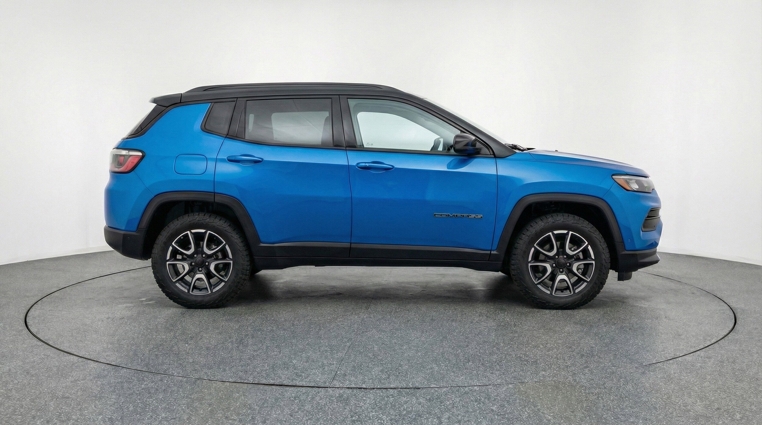 Thumbnail: 2025 Jeep Compass - 11