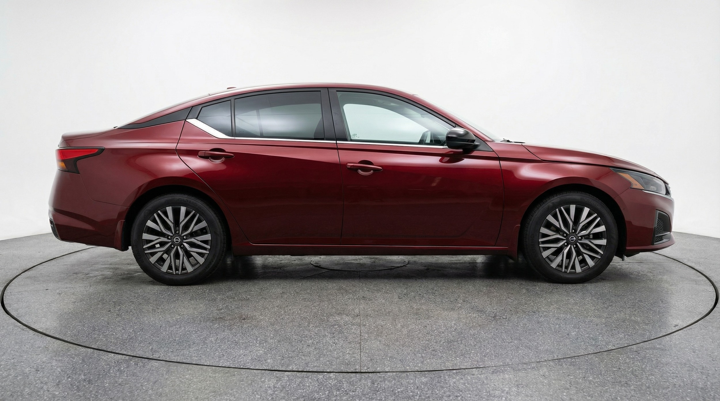 Thumbnail: 2025 Nissan Altima - 8