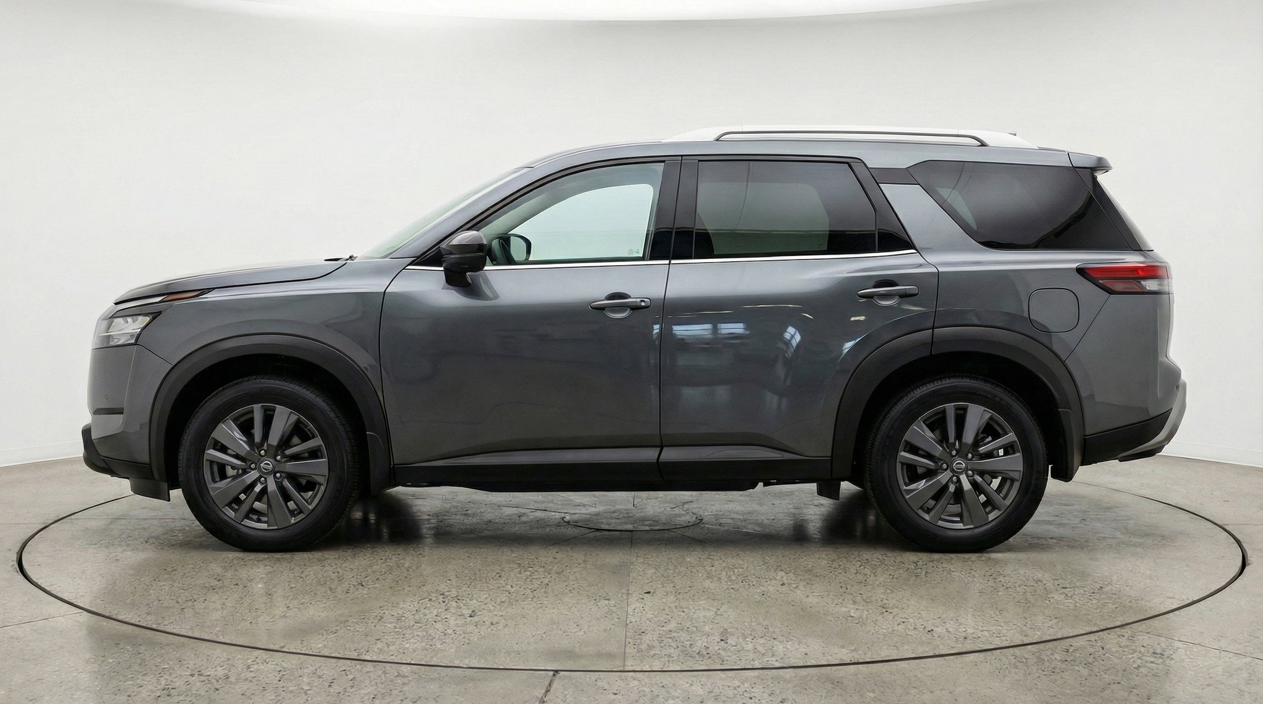 Thumbnail: 2025 Nissan Pathfinder - 5