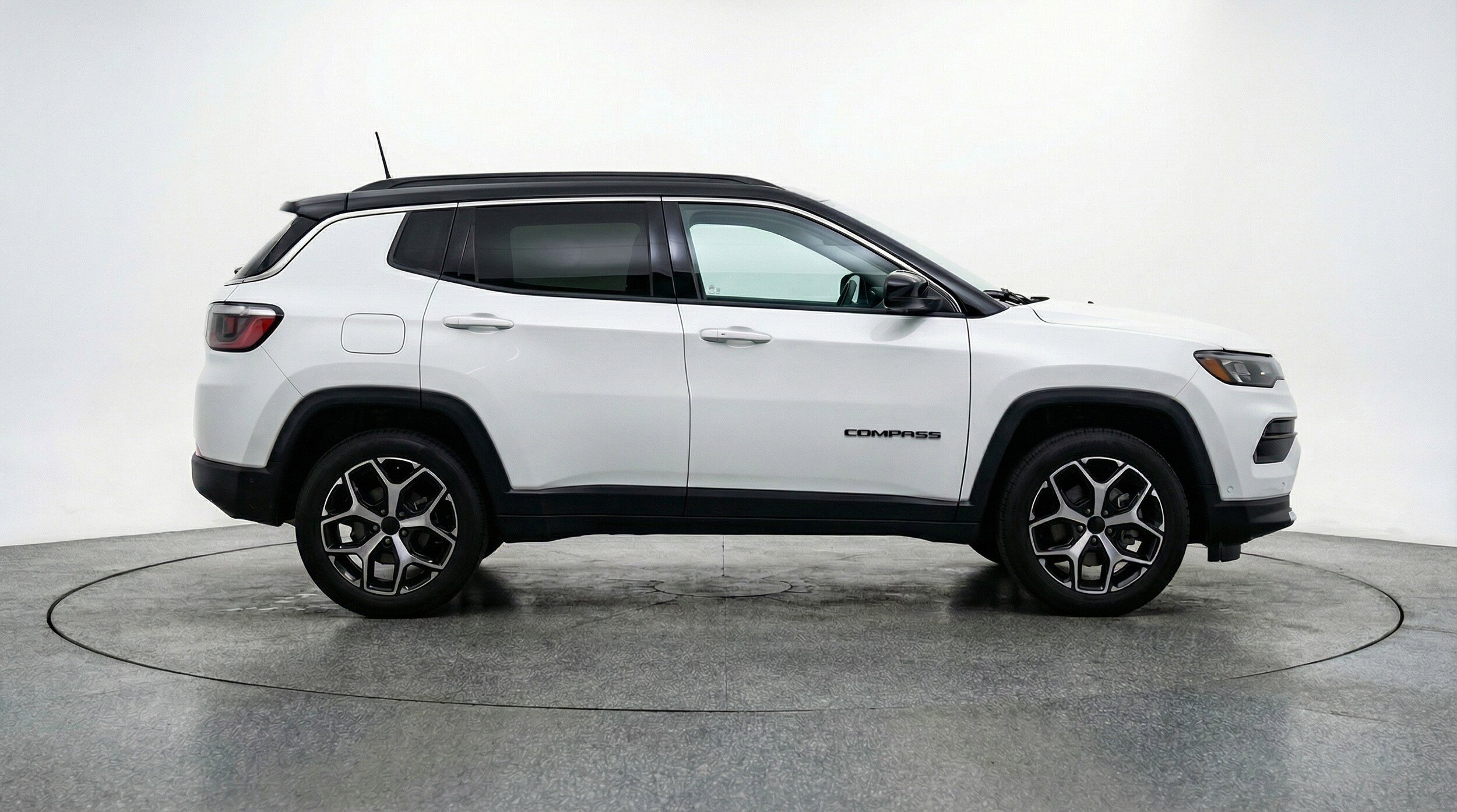 Thumbnail: 2025 Jeep Compass - 11
