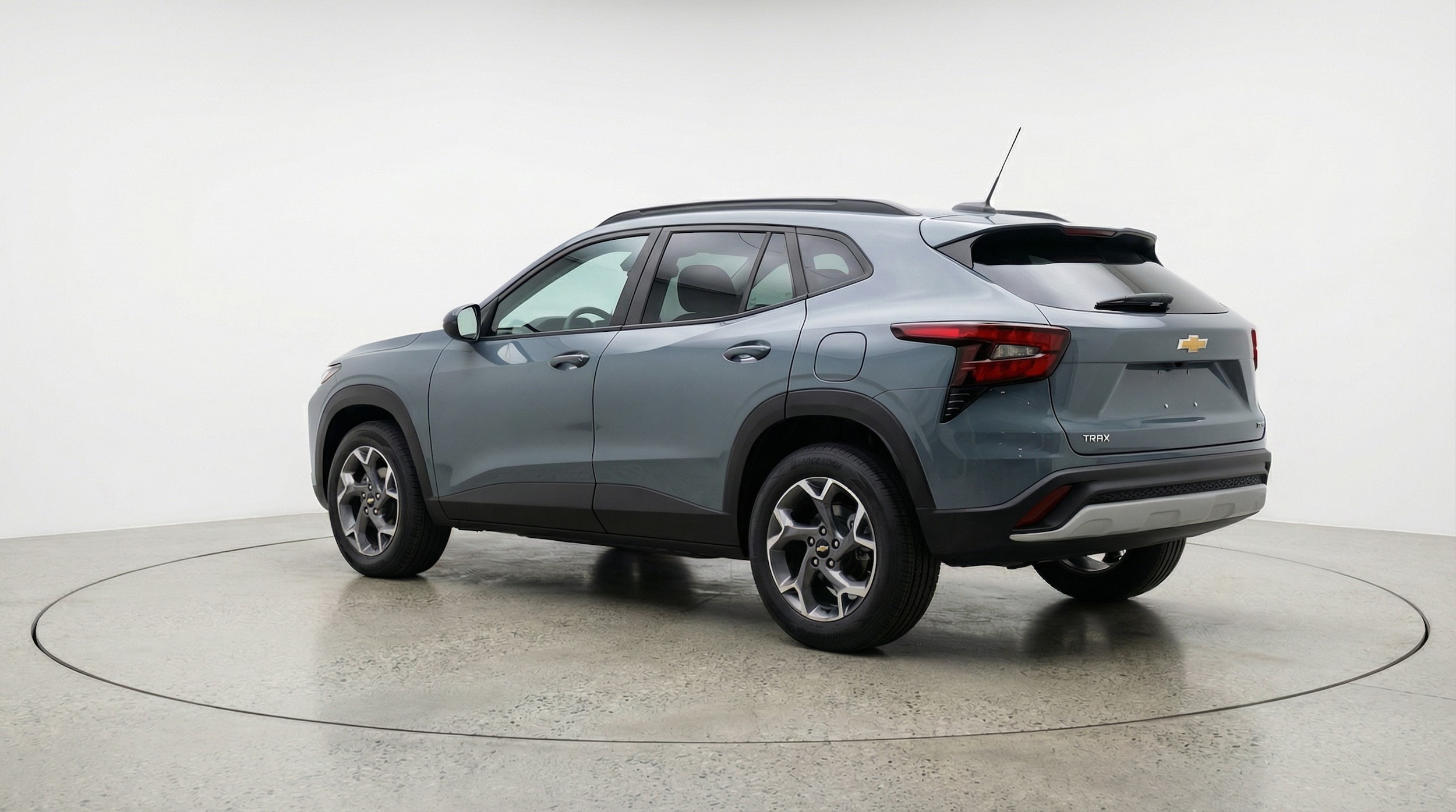 Thumbnail: 2025 Chevrolet Trax - 5