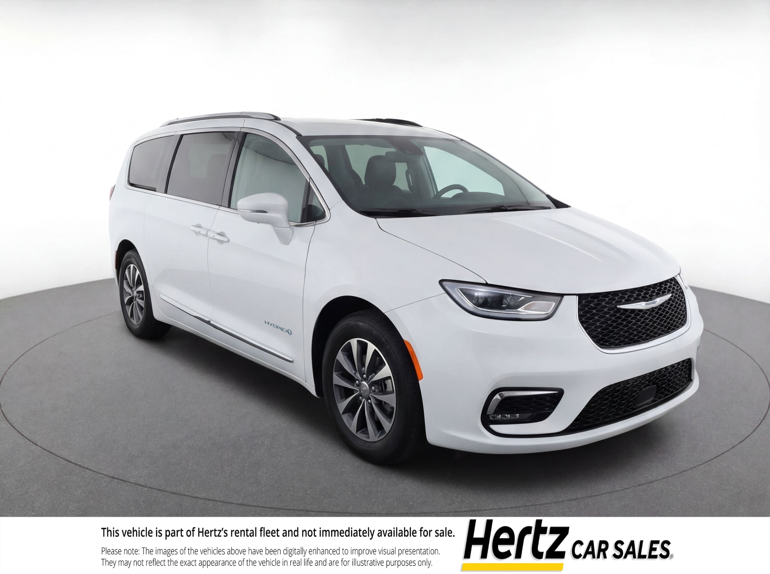 Thumbnail: 2023 Chrysler Pacifica - 1