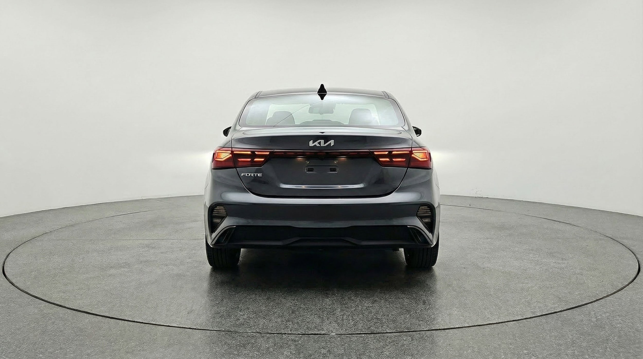 Thumbnail: 2024 Kia Forte - 7