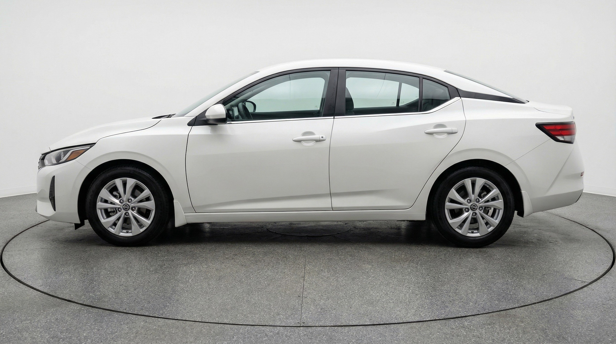 Thumbnail: 2025 Nissan Sentra - 5