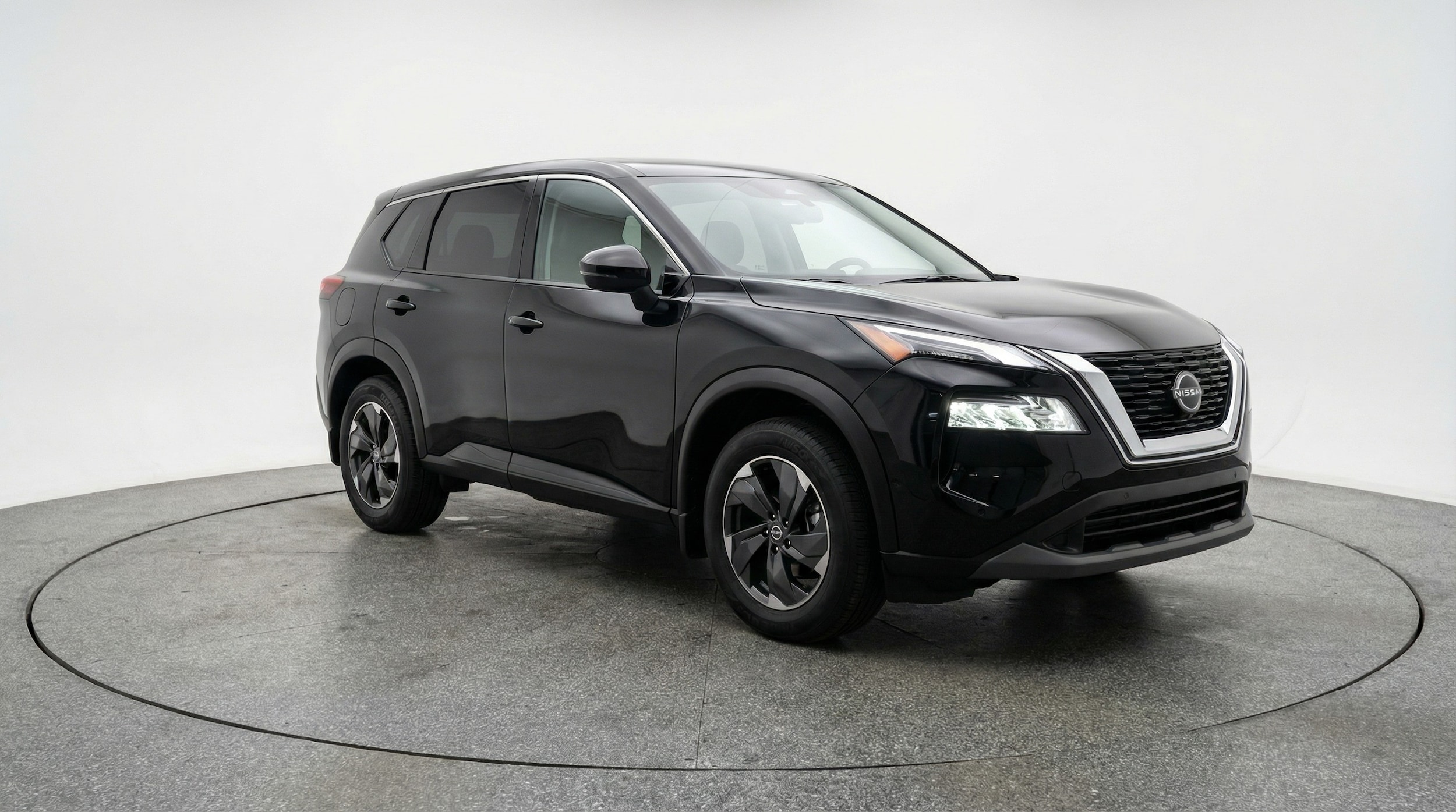 Thumbnail: 2025 Nissan Rogue - 1