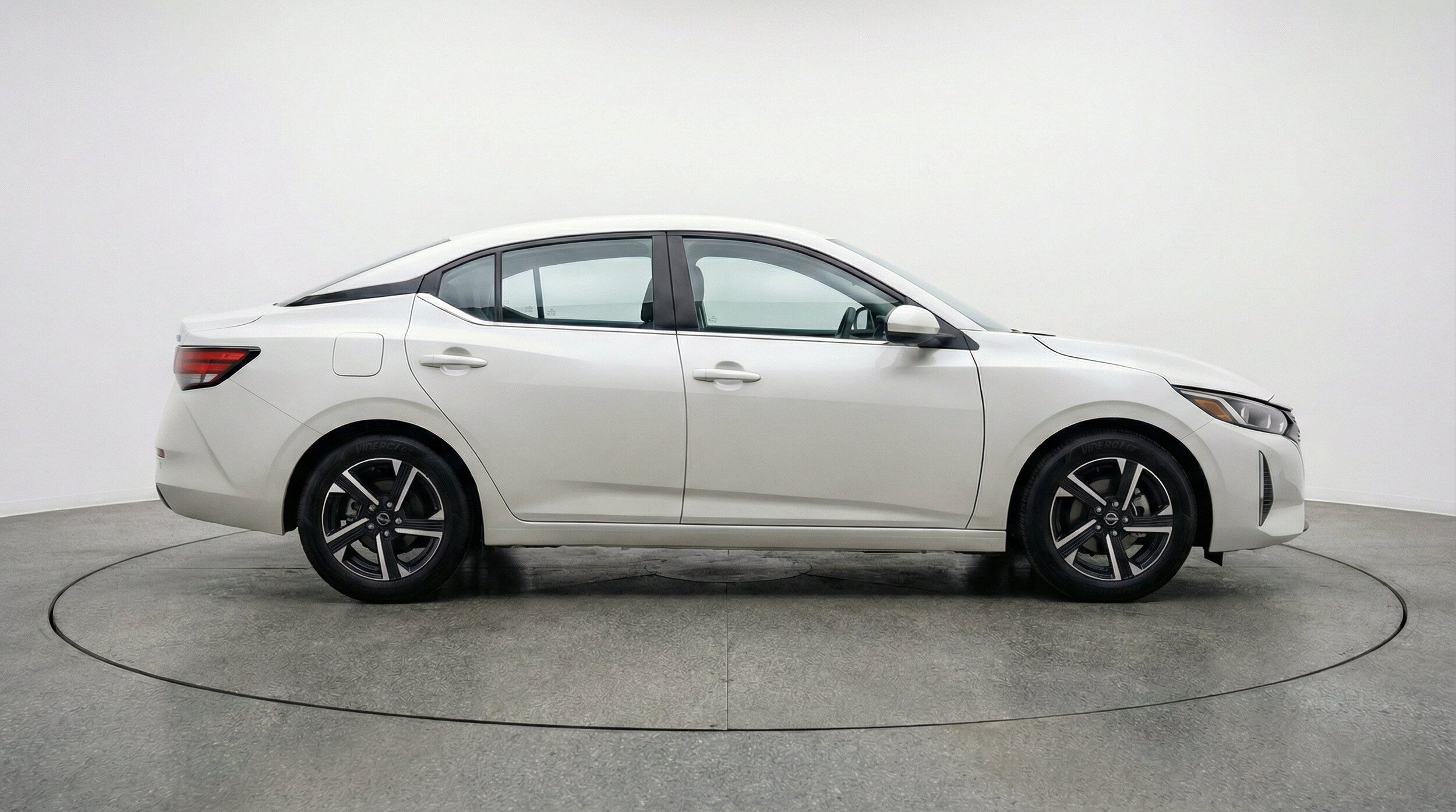 Thumbnail: 2025 Nissan Sentra - 11