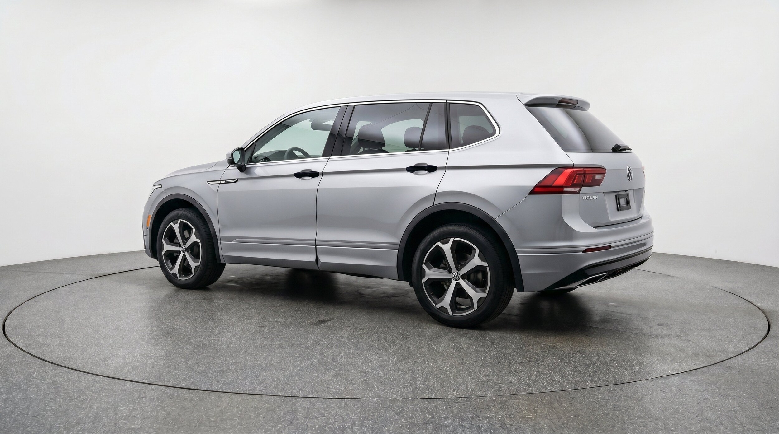 Thumbnail: 2026 Volkswagen Tiguan - 6