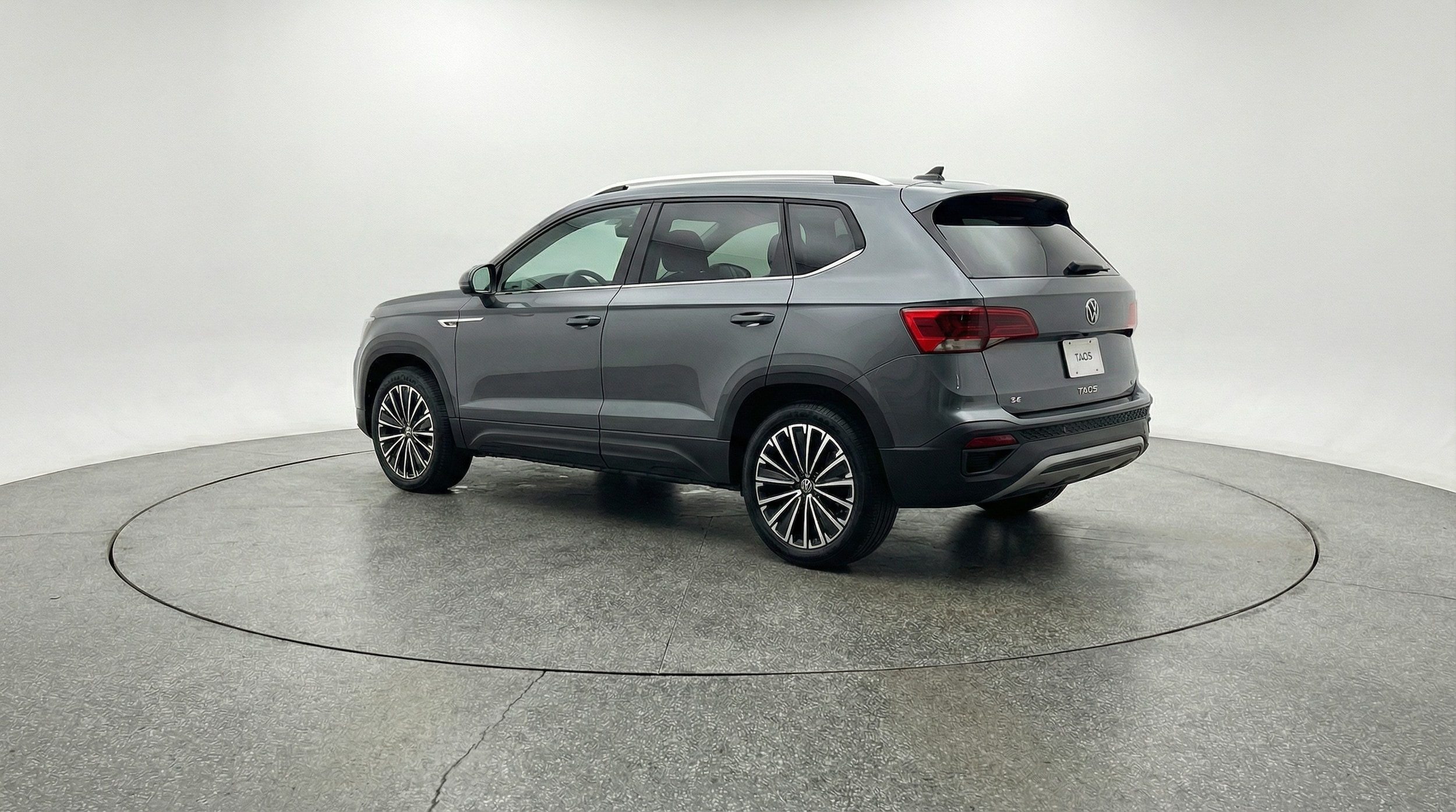 Thumbnail: 2025 Volkswagen Taos - 5