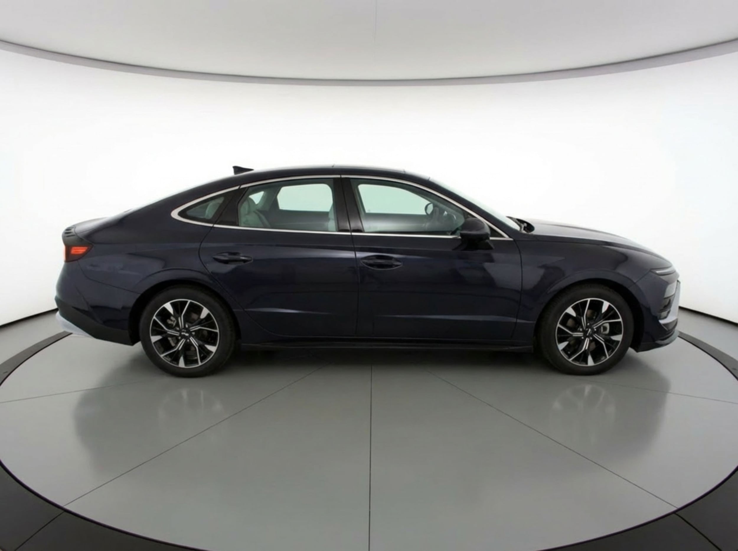 Thumbnail: 2025 Hyundai Sonata - 8