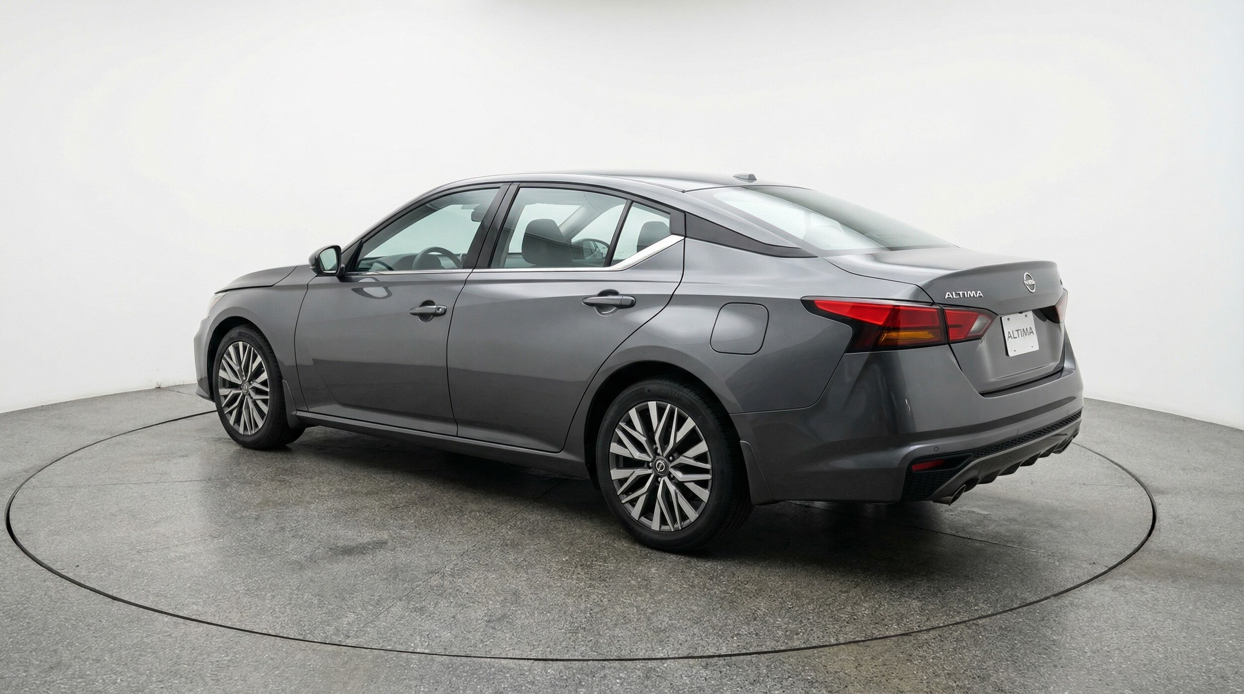 Thumbnail: 2025 Nissan Altima - 5