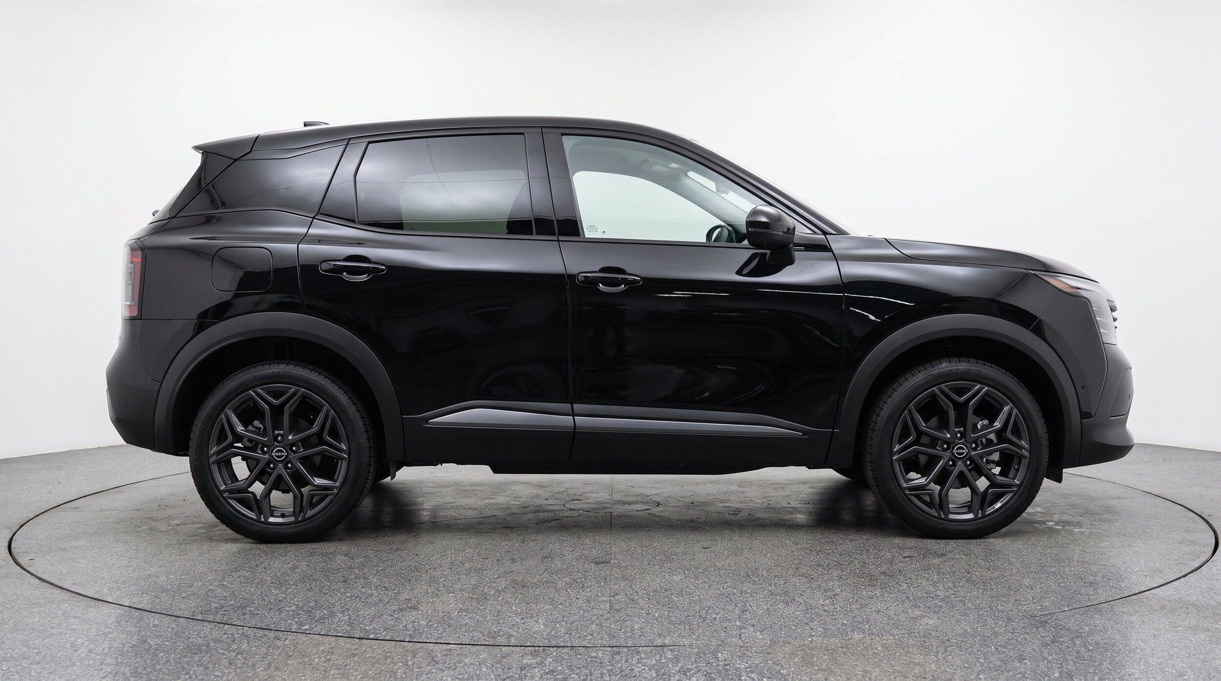 Thumbnail: 2026 Nissan Kicks - 10