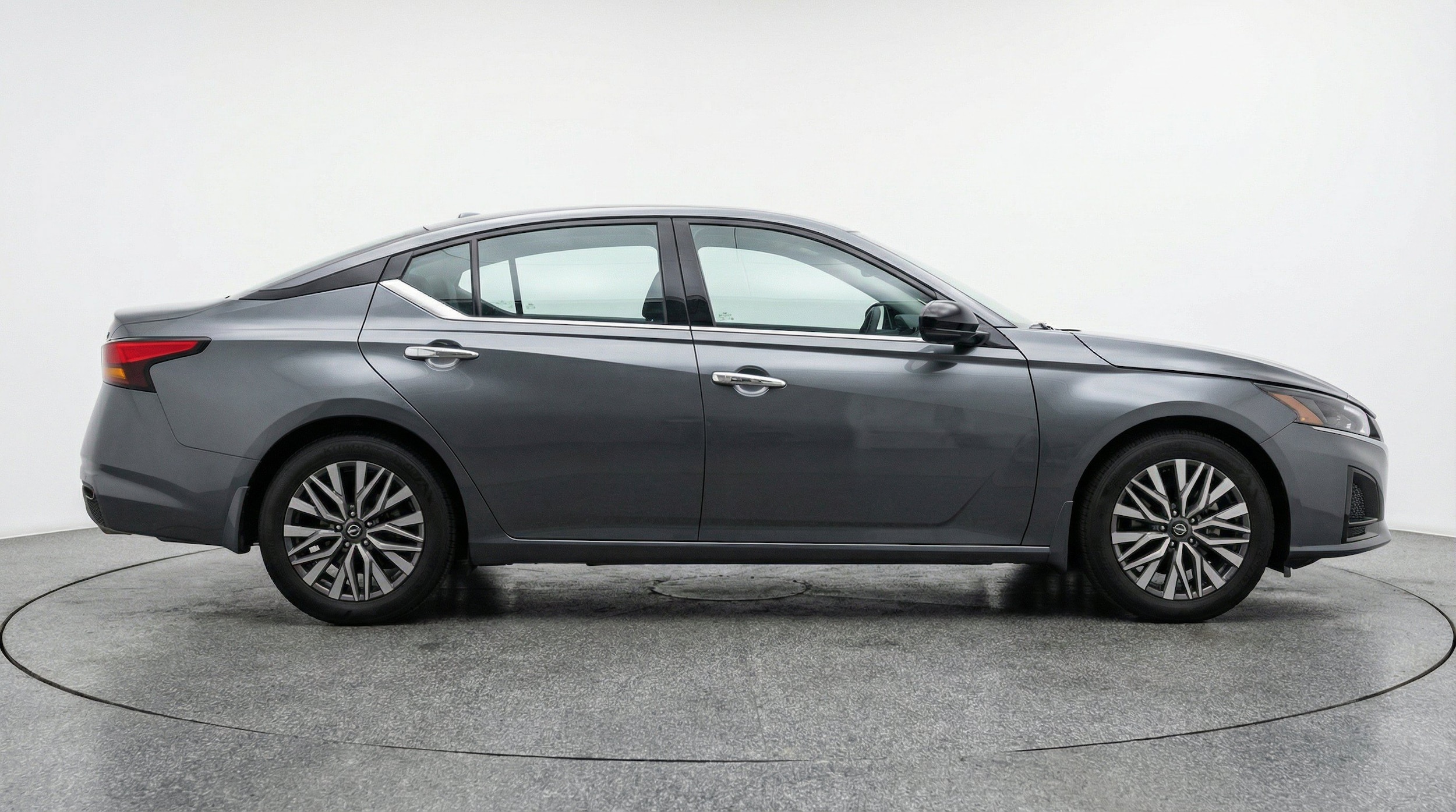 Thumbnail: 2025 Nissan Altima - 11