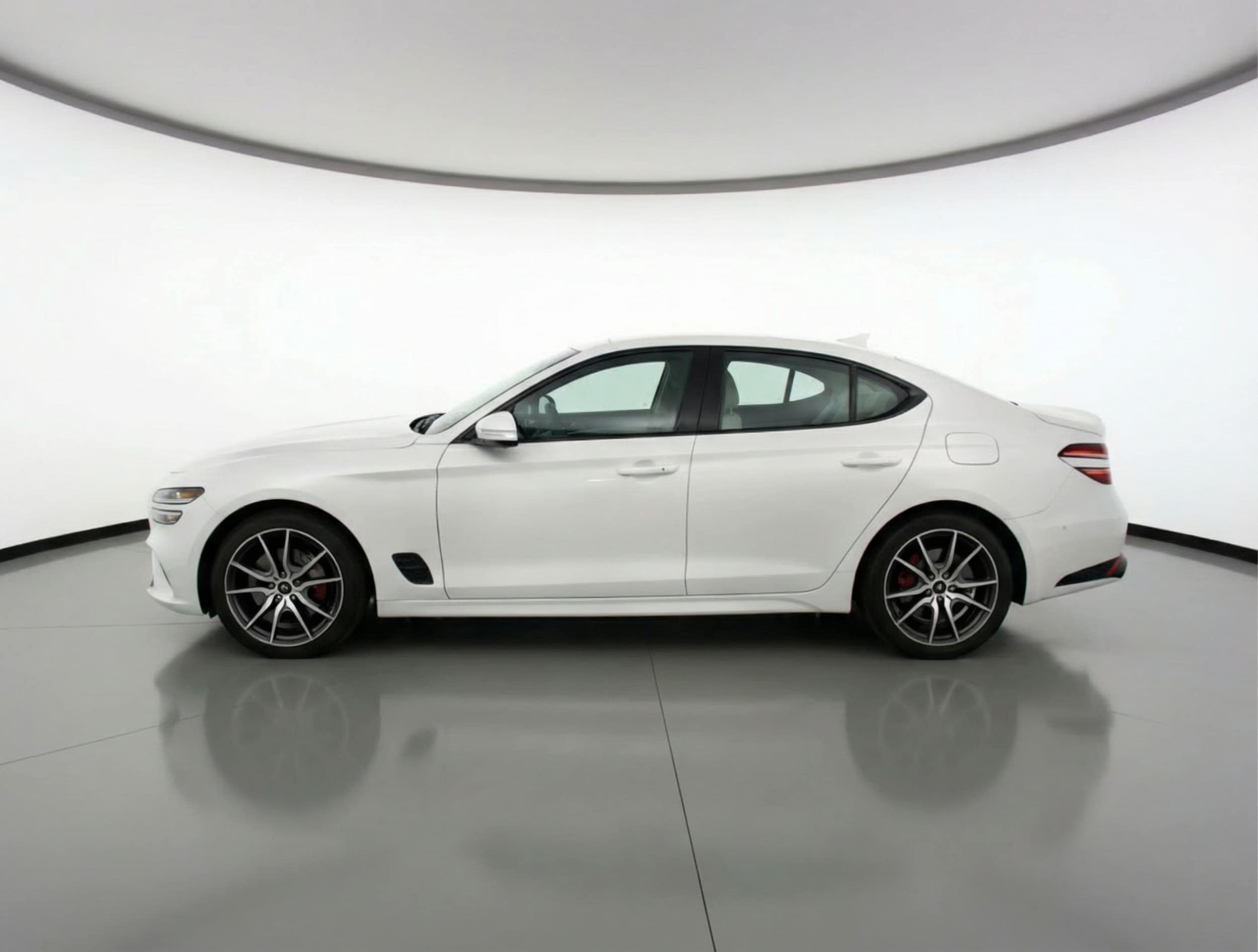 Thumbnail: 2025 Genesis G70 - 4