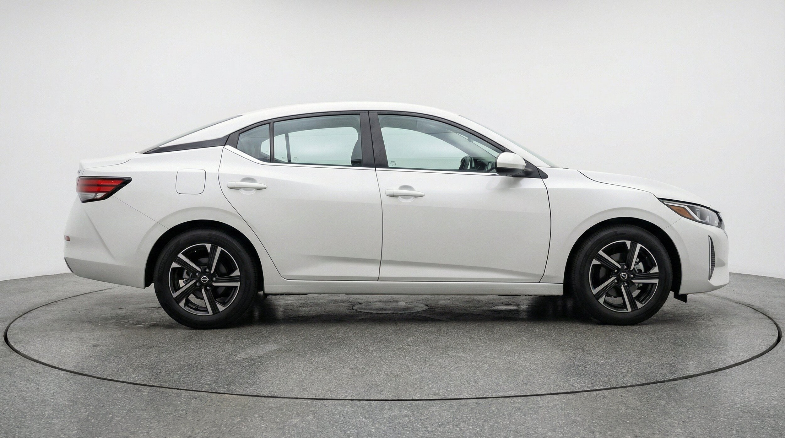 Thumbnail: 2025 Nissan Sentra - 11