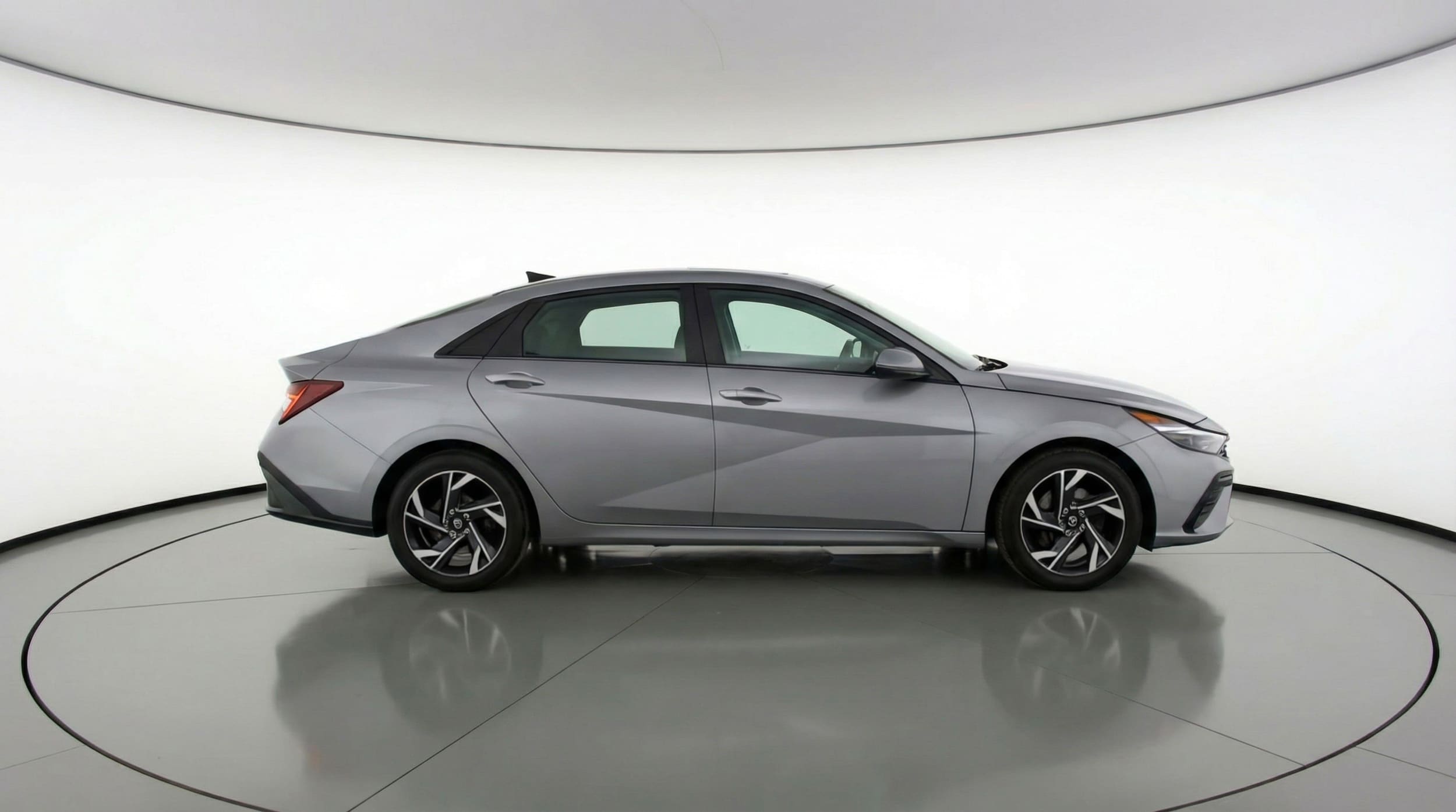 Thumbnail: 2025 Hyundai Elantra - 11