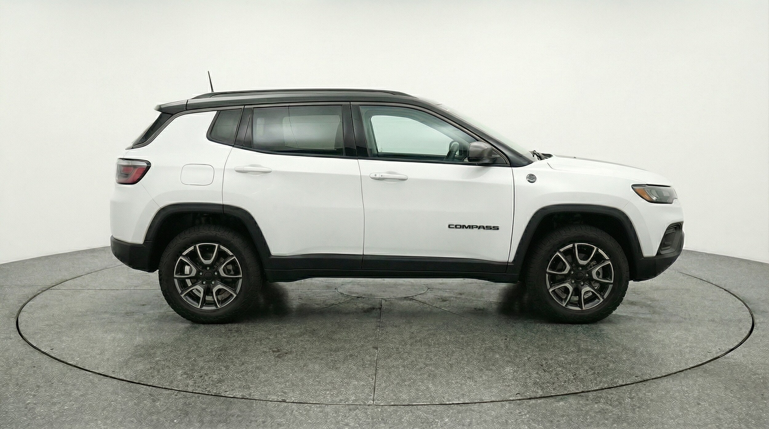 Thumbnail: 2025 Jeep Compass - 8