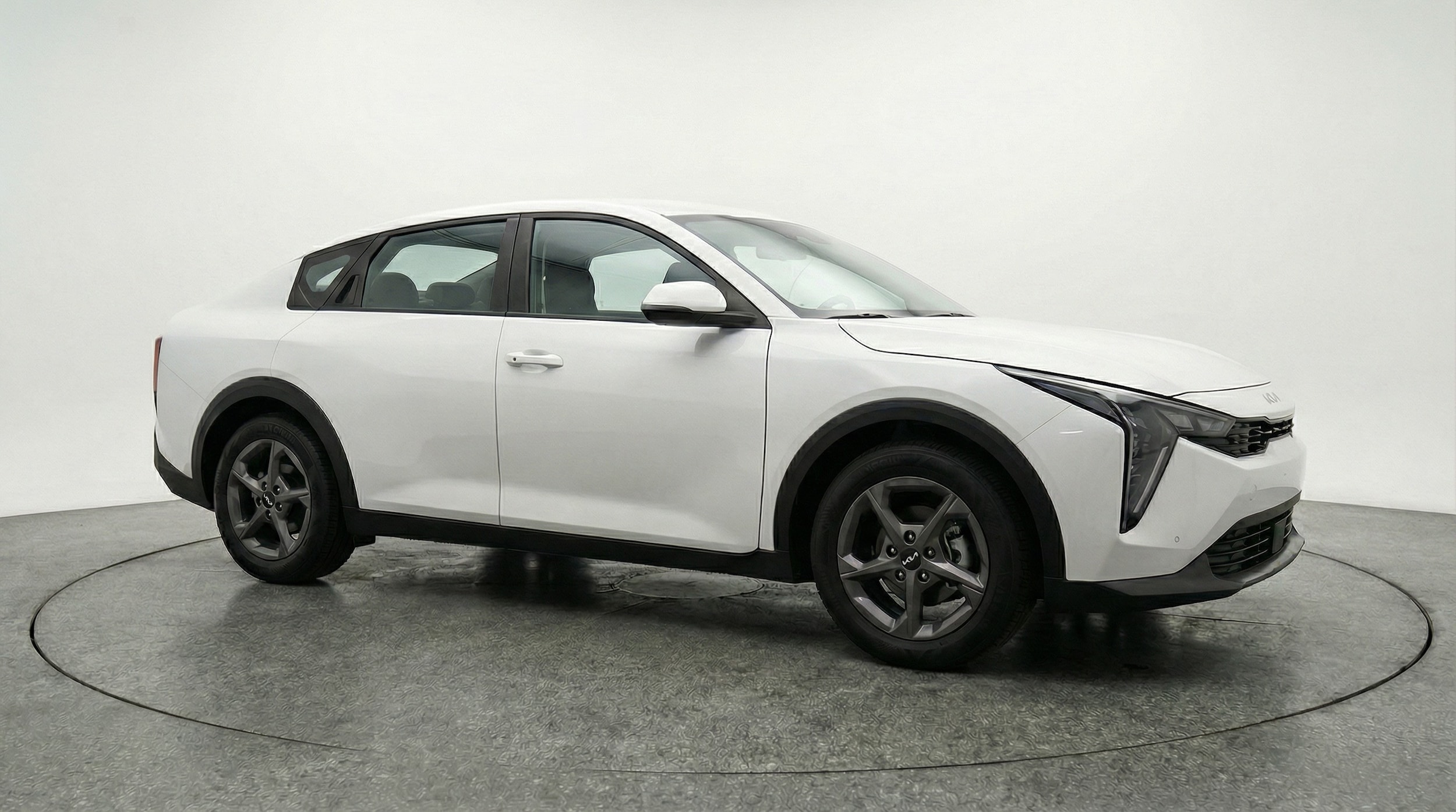 Thumbnail: 2025 Kia K4 - 1