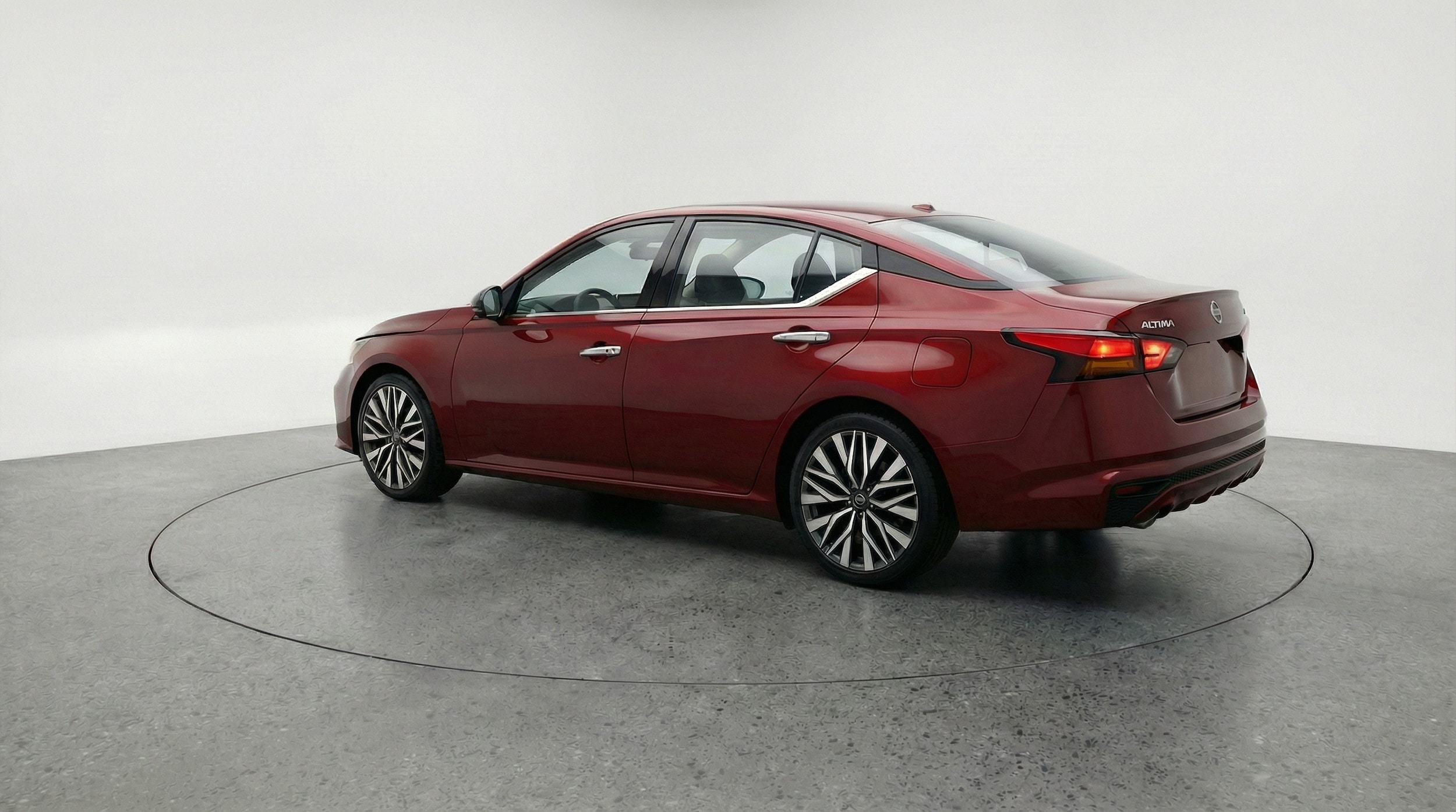 Thumbnail: 2025 Nissan Altima - 5