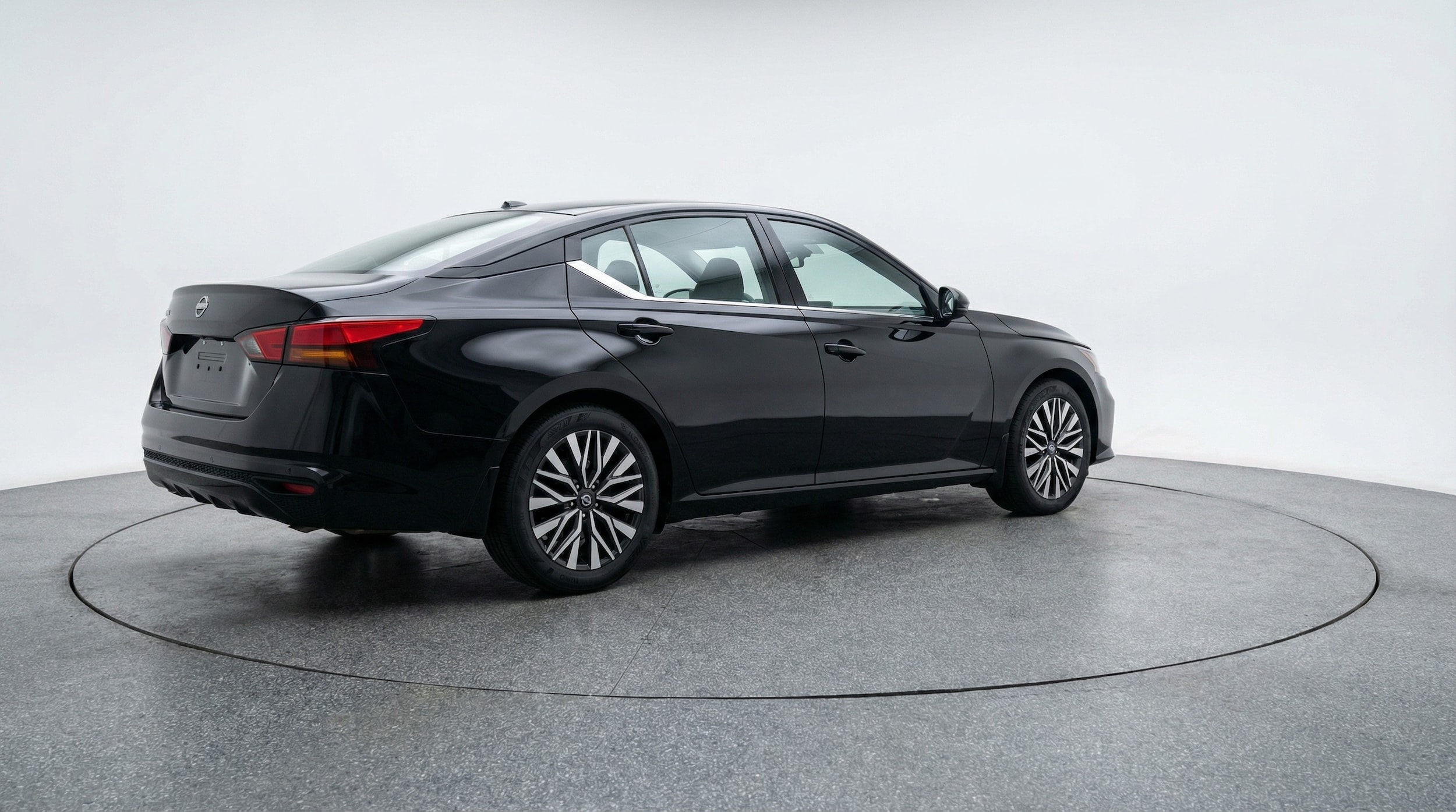 Thumbnail: 2025 Nissan Altima - 7