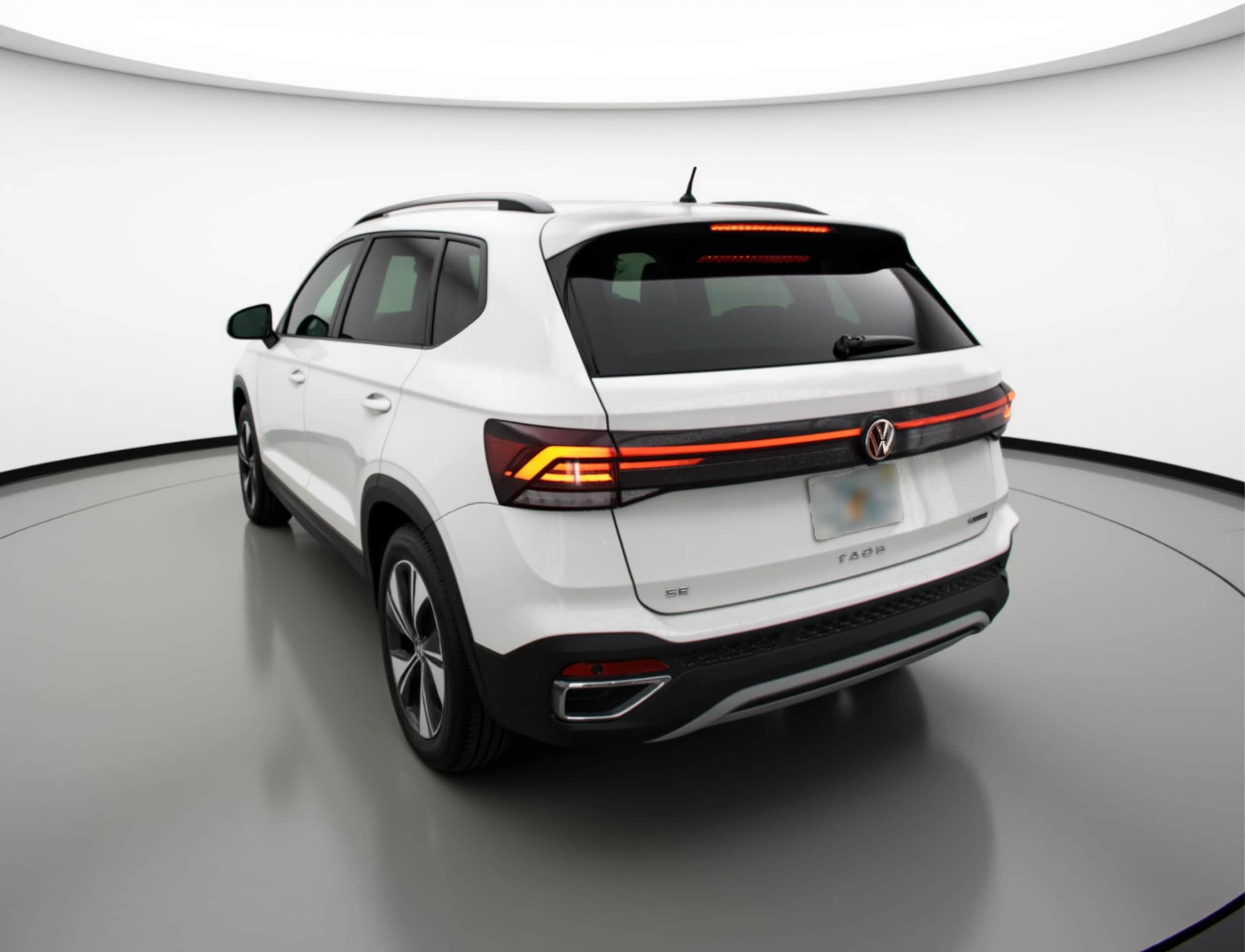 Thumbnail: 2025 Volkswagen Taos - 5