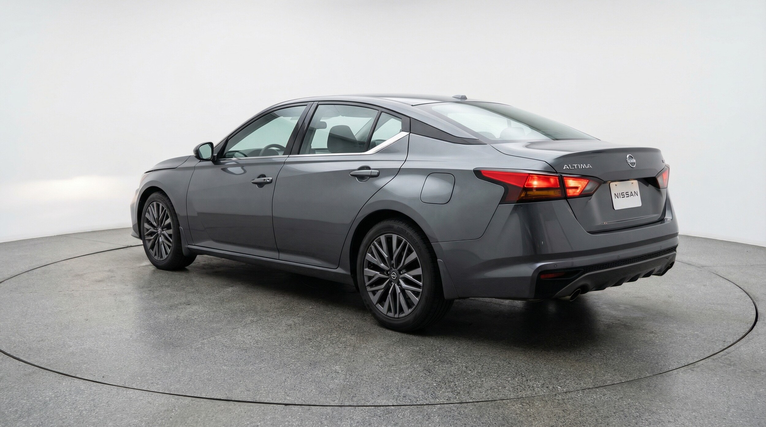 Thumbnail: 2025 Nissan Altima - 5