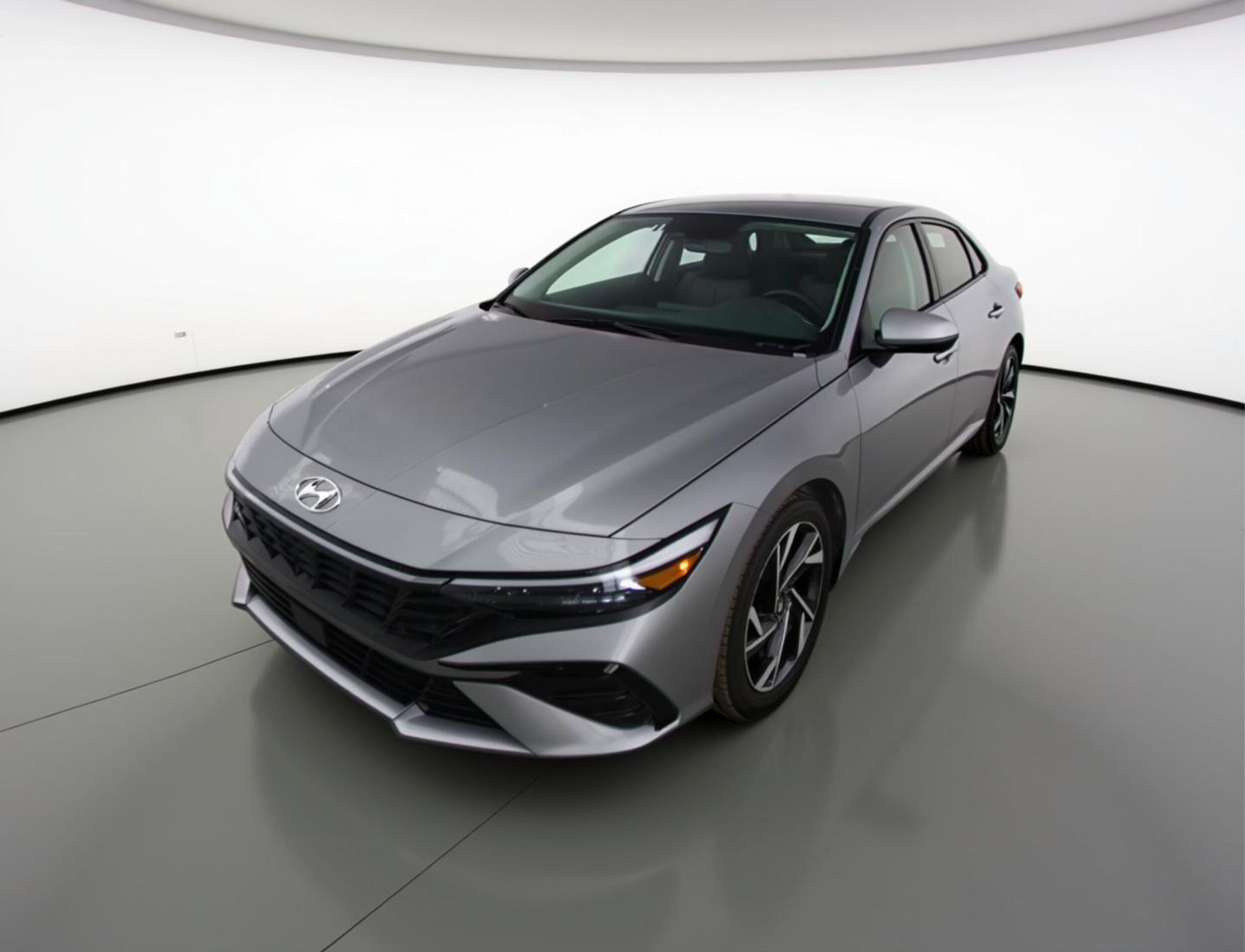 Thumbnail: 2025 Hyundai Elantra - 3