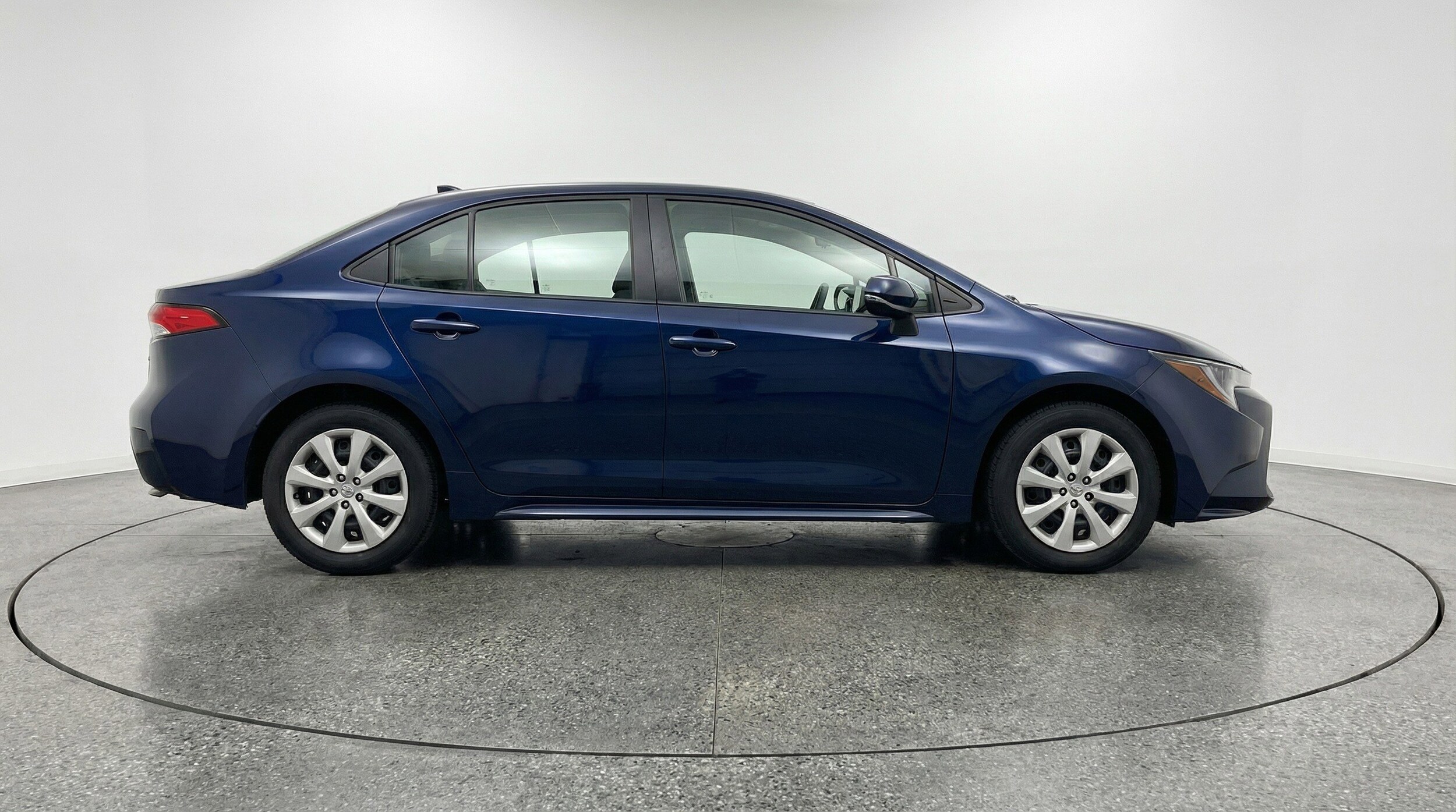 Thumbnail: 2025 Toyota Corolla - 11