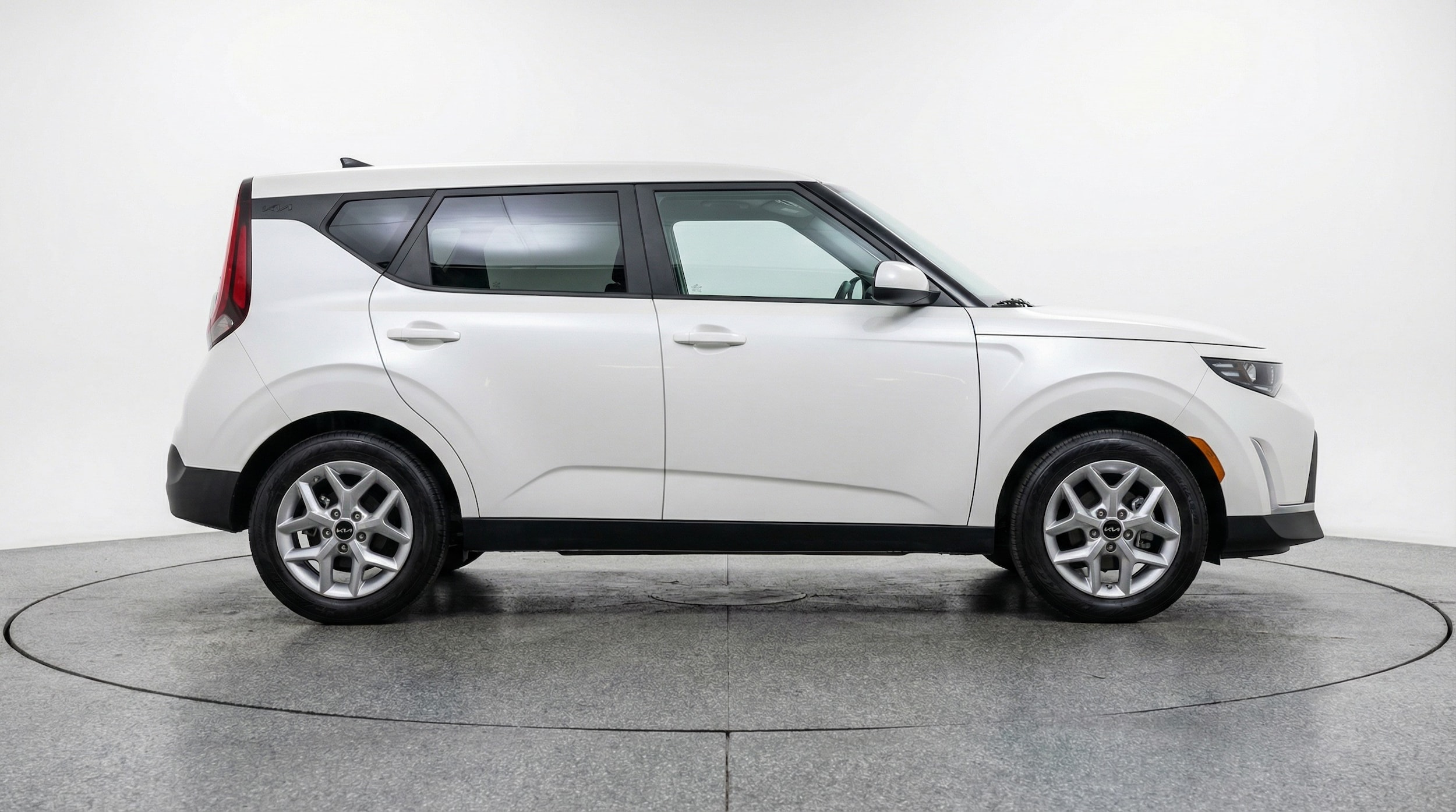 Thumbnail: 2025 Kia Soul - 8