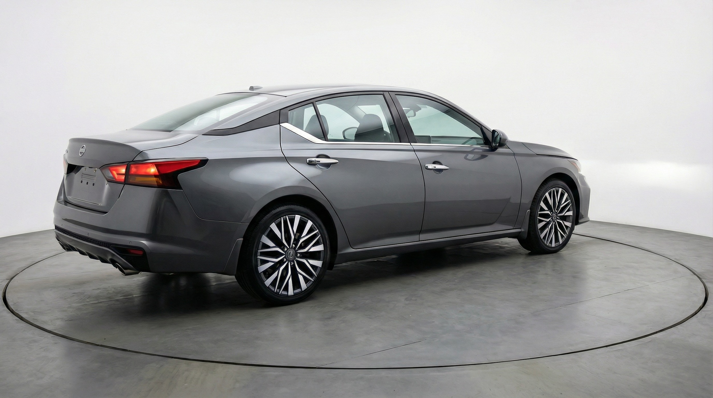 Thumbnail: 2025 Nissan Altima - 7