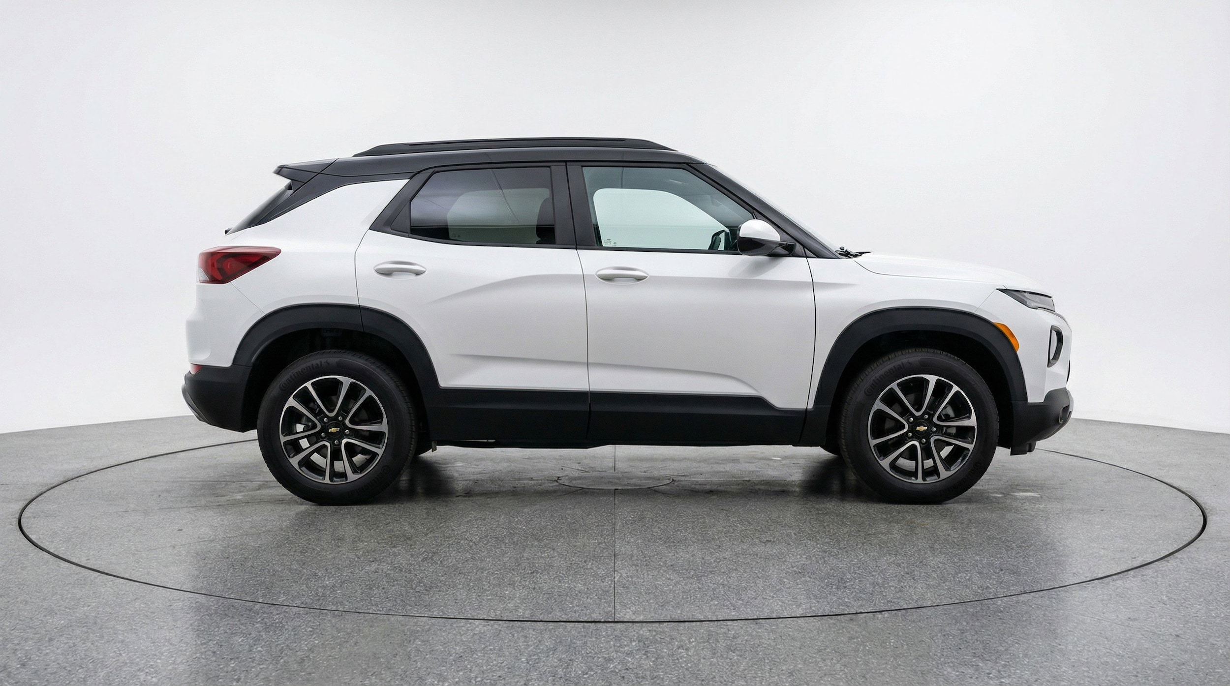 Thumbnail: 2025 Chevrolet TrailBlazer - 11