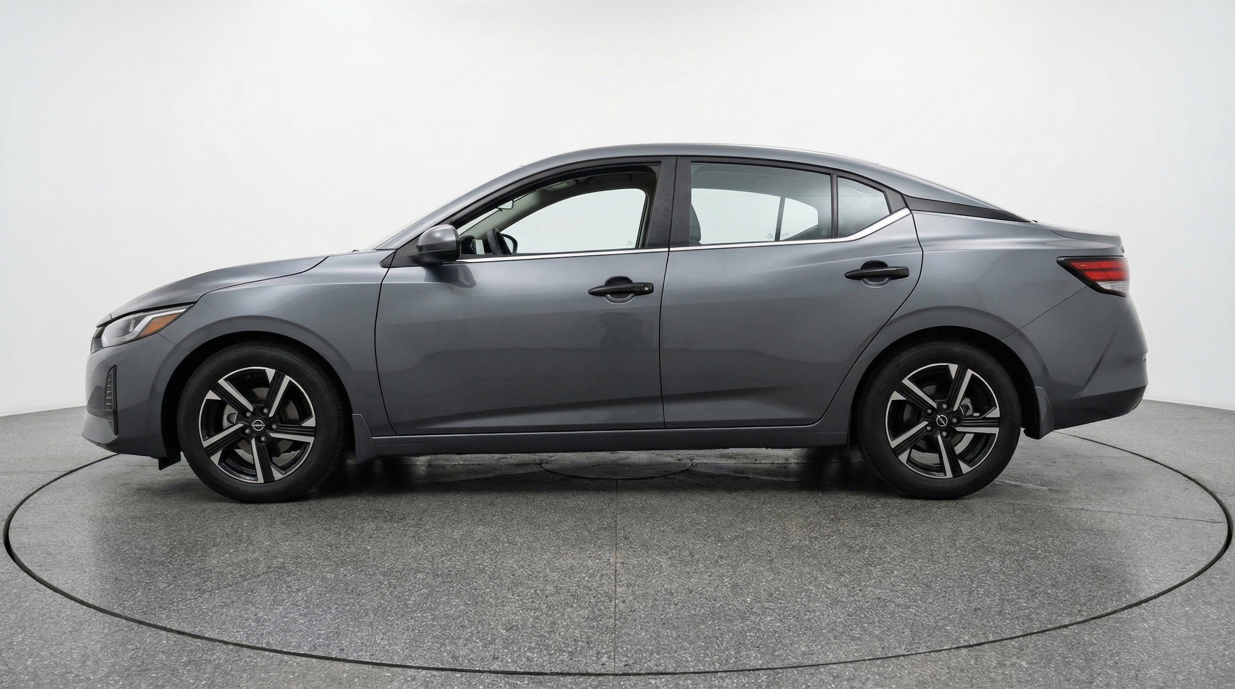 Thumbnail: 2025 Nissan Sentra - 5