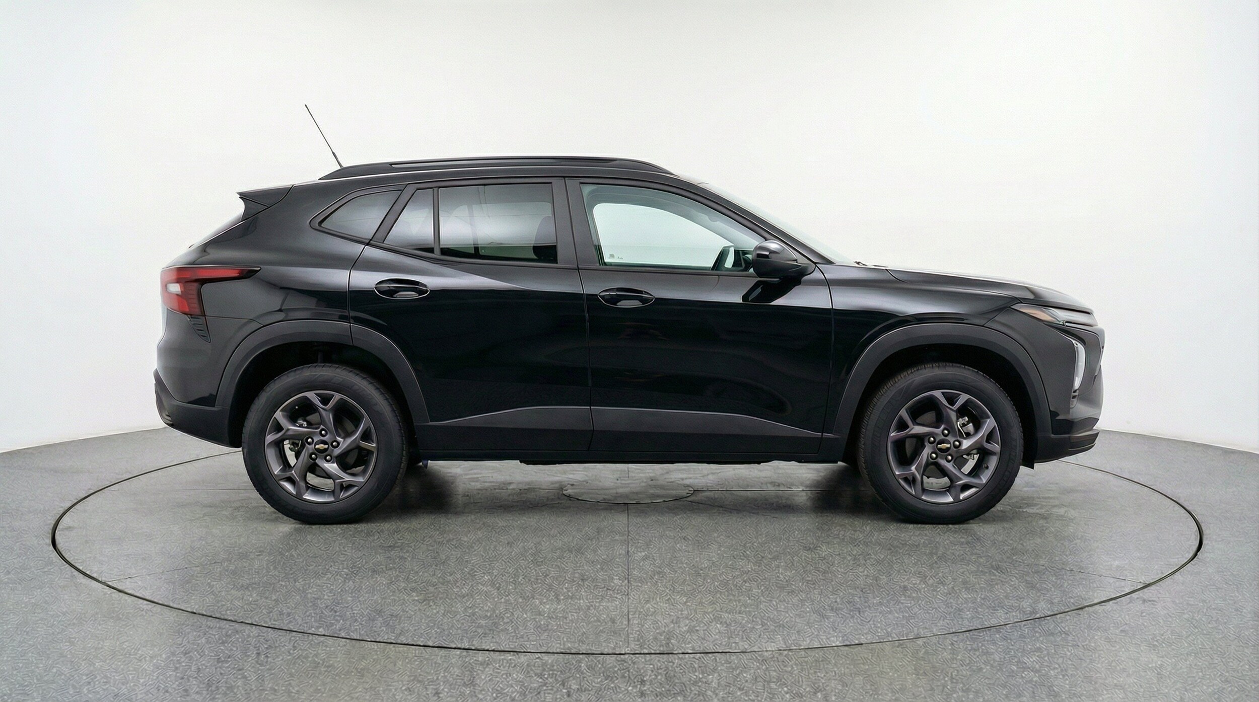 Thumbnail: 2025 Chevrolet Trax - 11