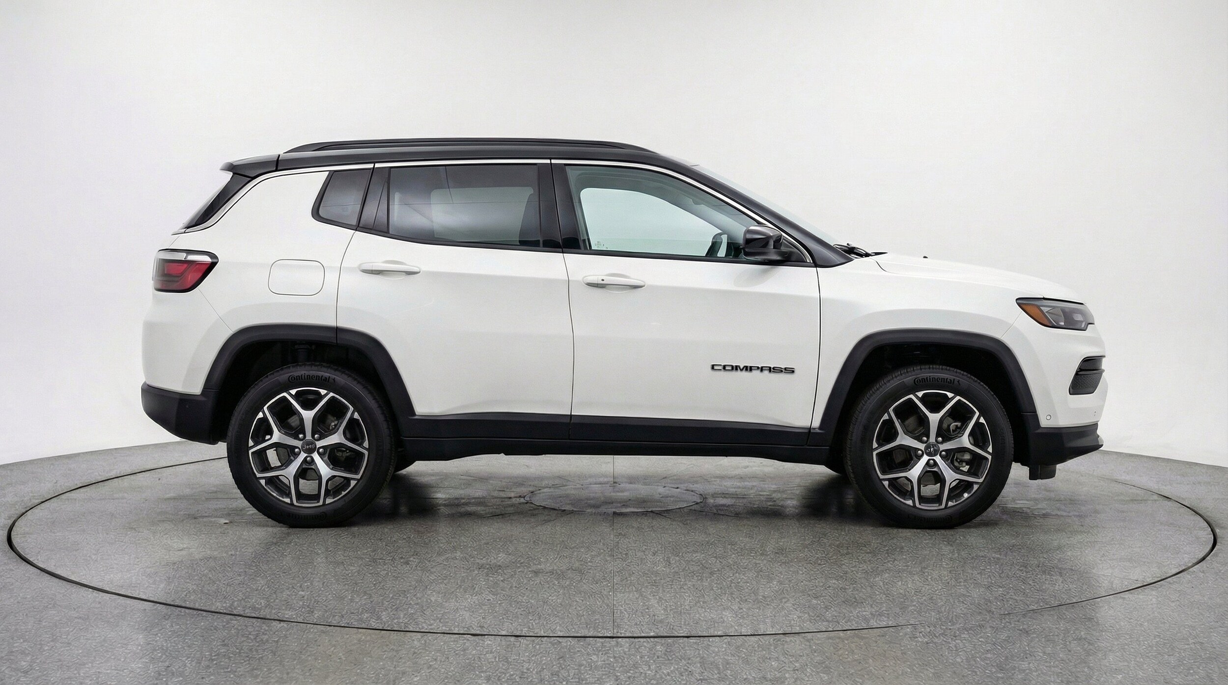 Thumbnail: 2025 Jeep Compass - 11