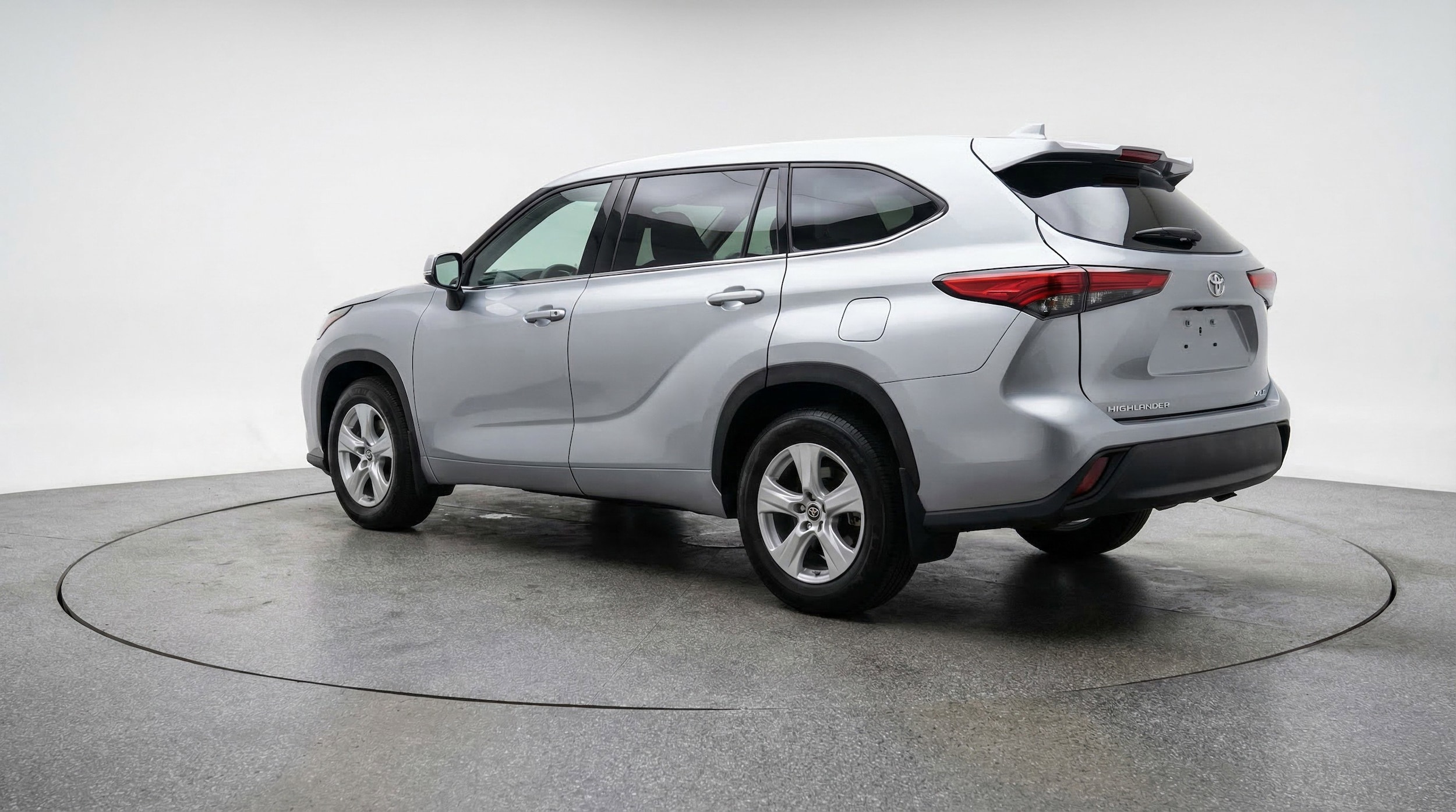 Thumbnail: 2025 Toyota Highlander - 6
