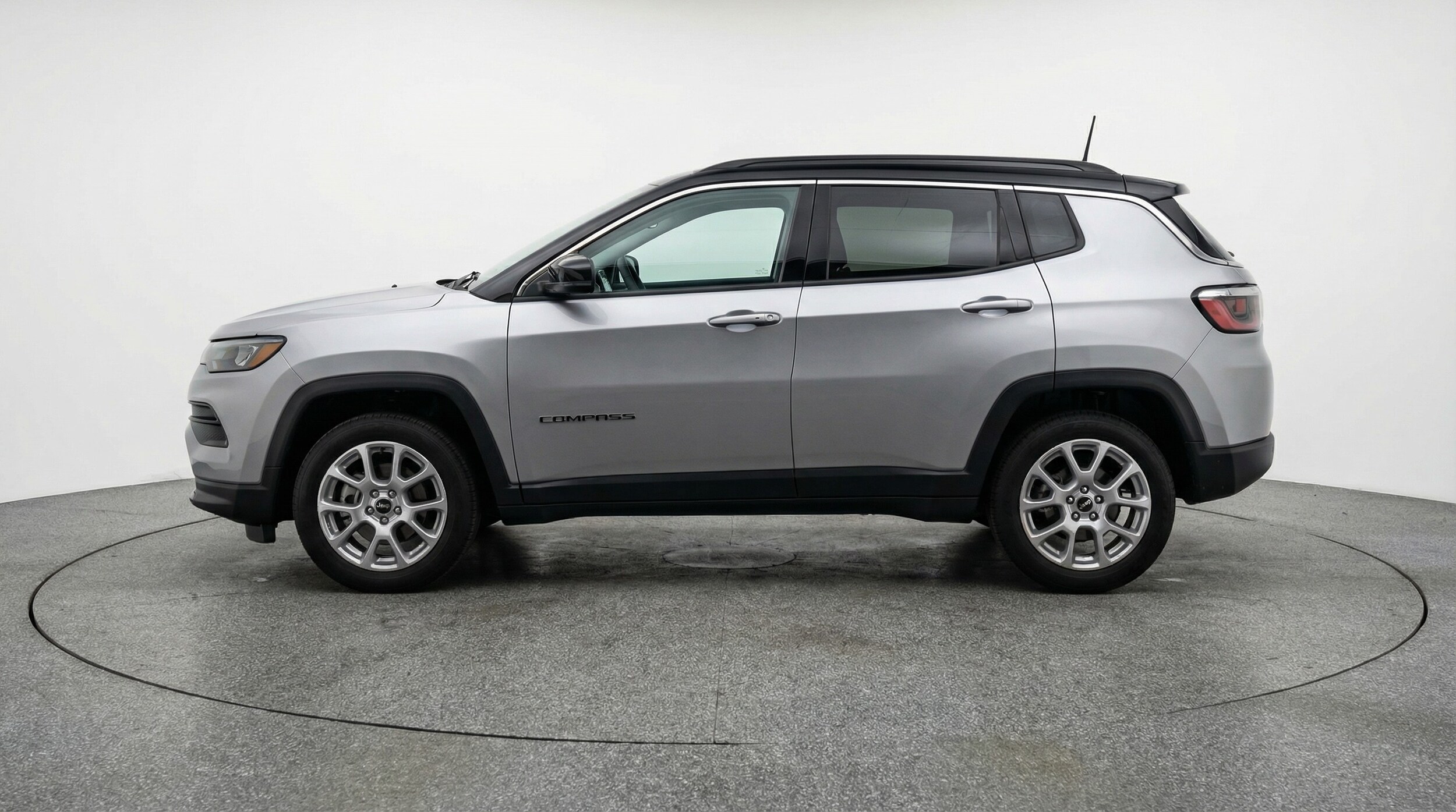 Thumbnail: 2025 Jeep Compass - 4