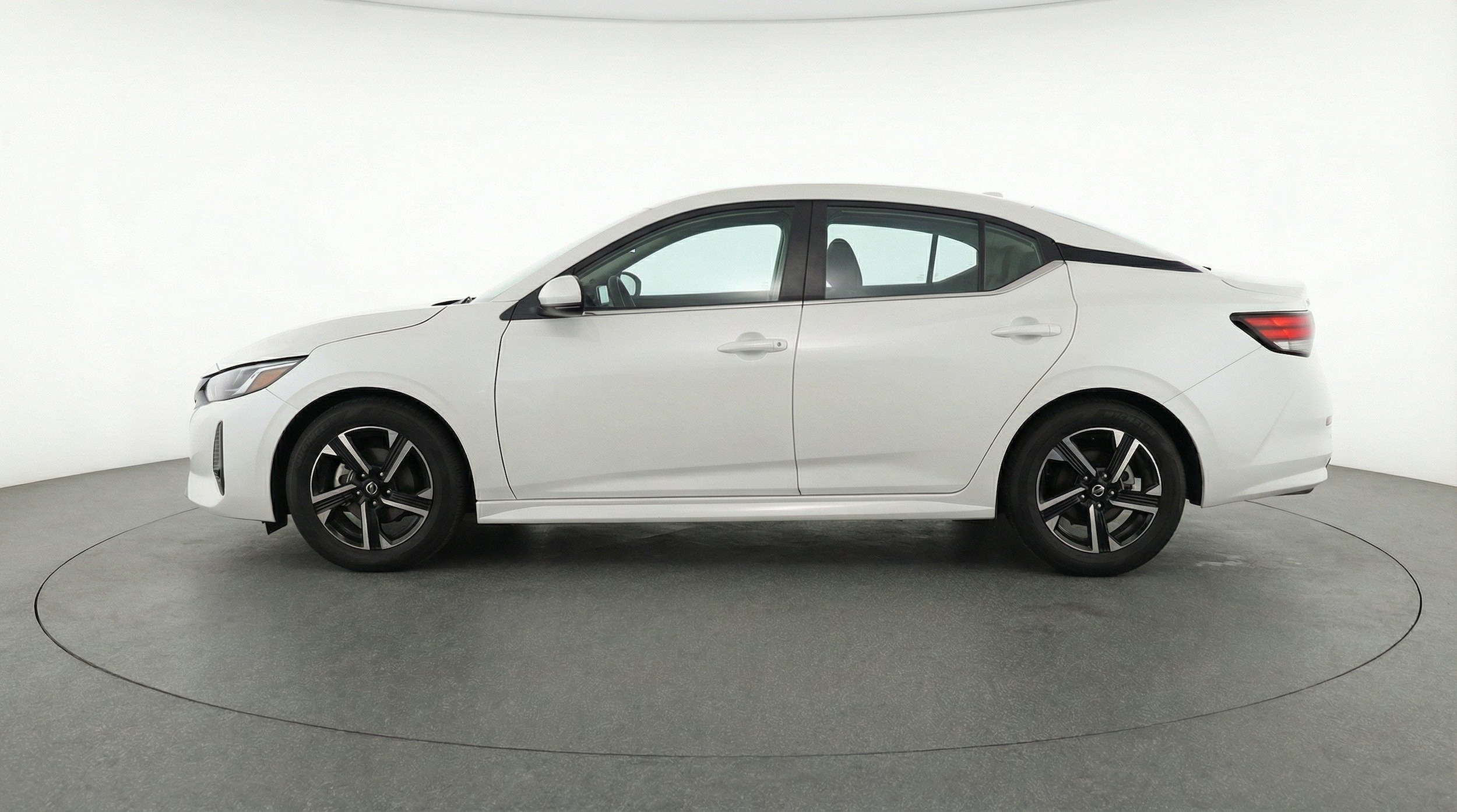 Thumbnail: 2025 Nissan Sentra - 5