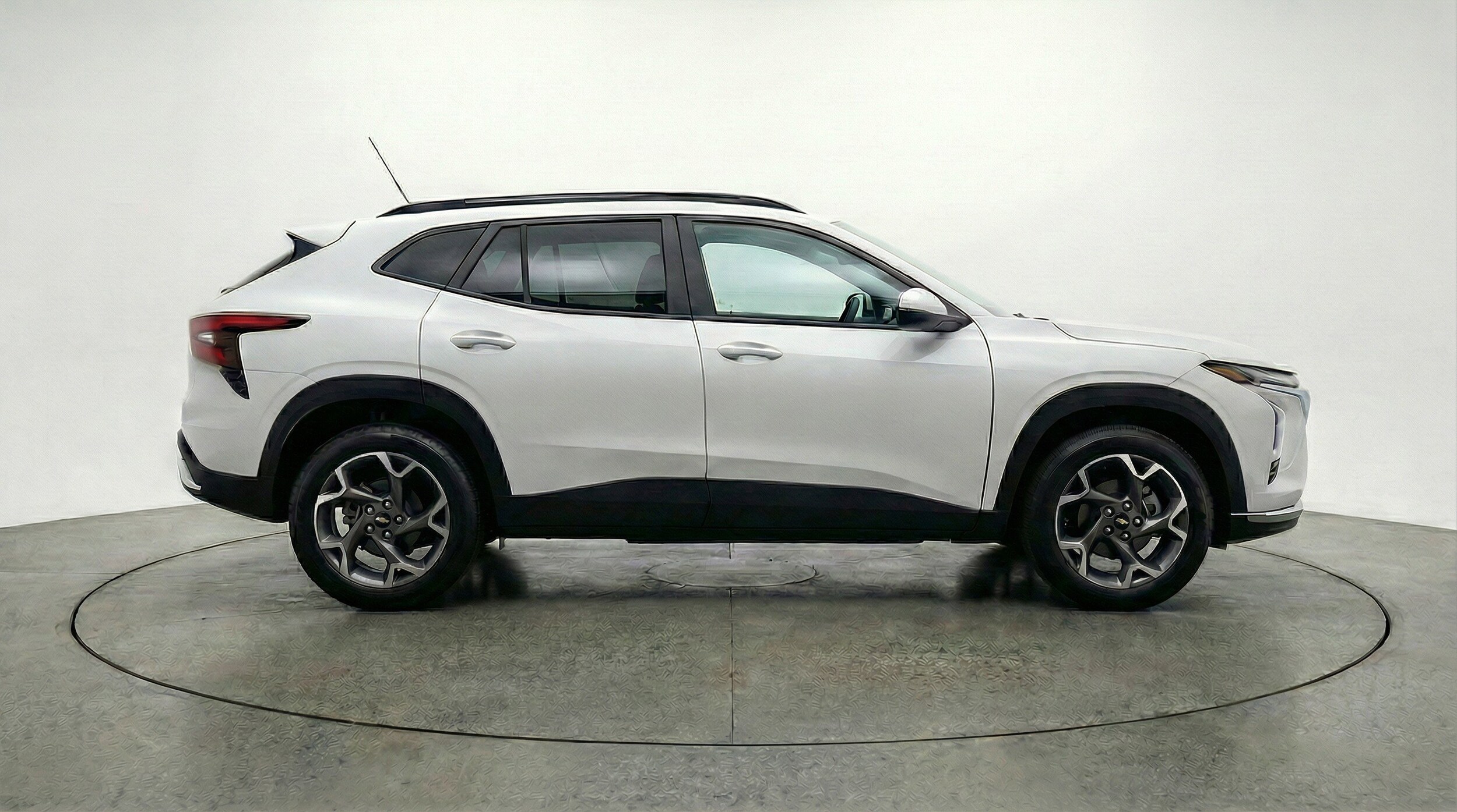 Thumbnail: 2025 Chevrolet Trax - 11
