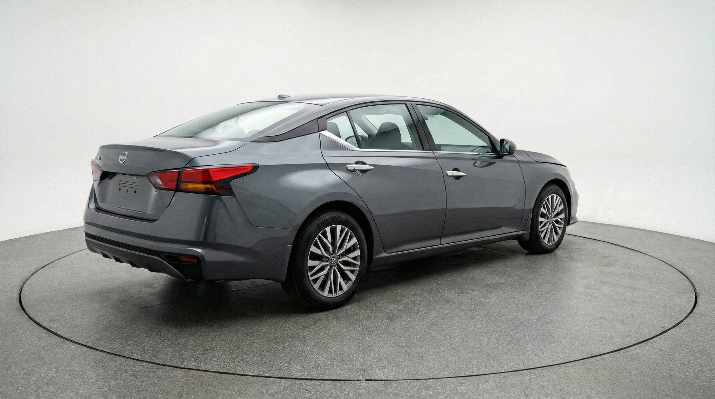 Thumbnail: 2025 Nissan Altima - 9