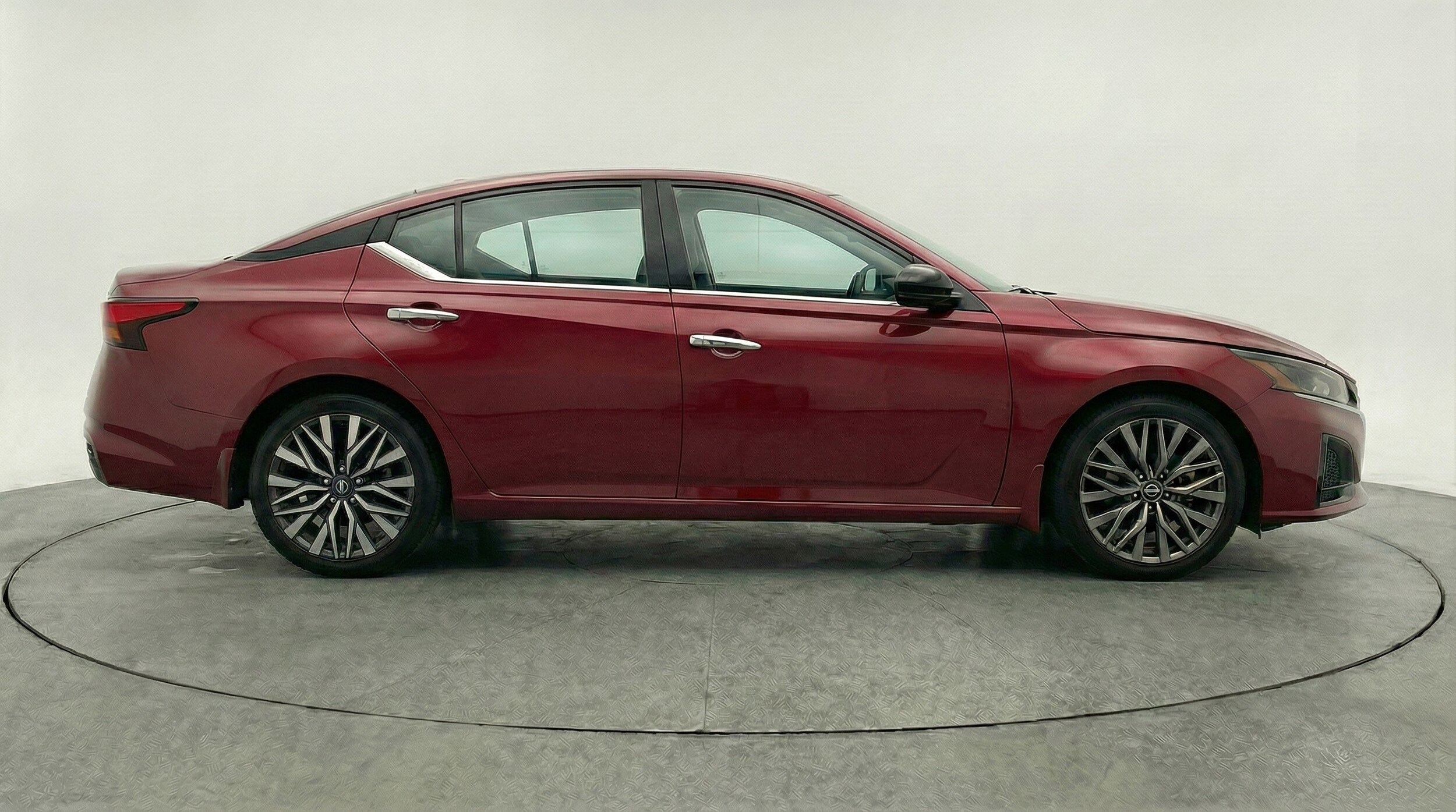 Thumbnail: 2025 Nissan Altima - 11