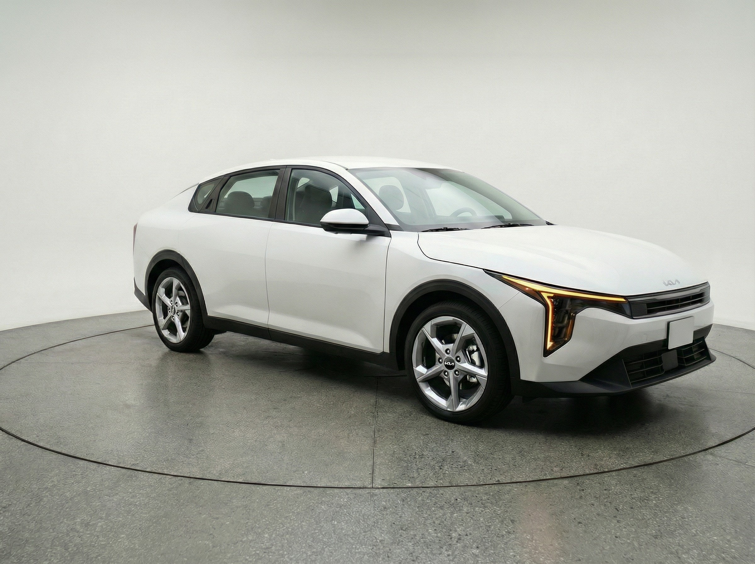 Thumbnail: 2025 Kia K4 - 1