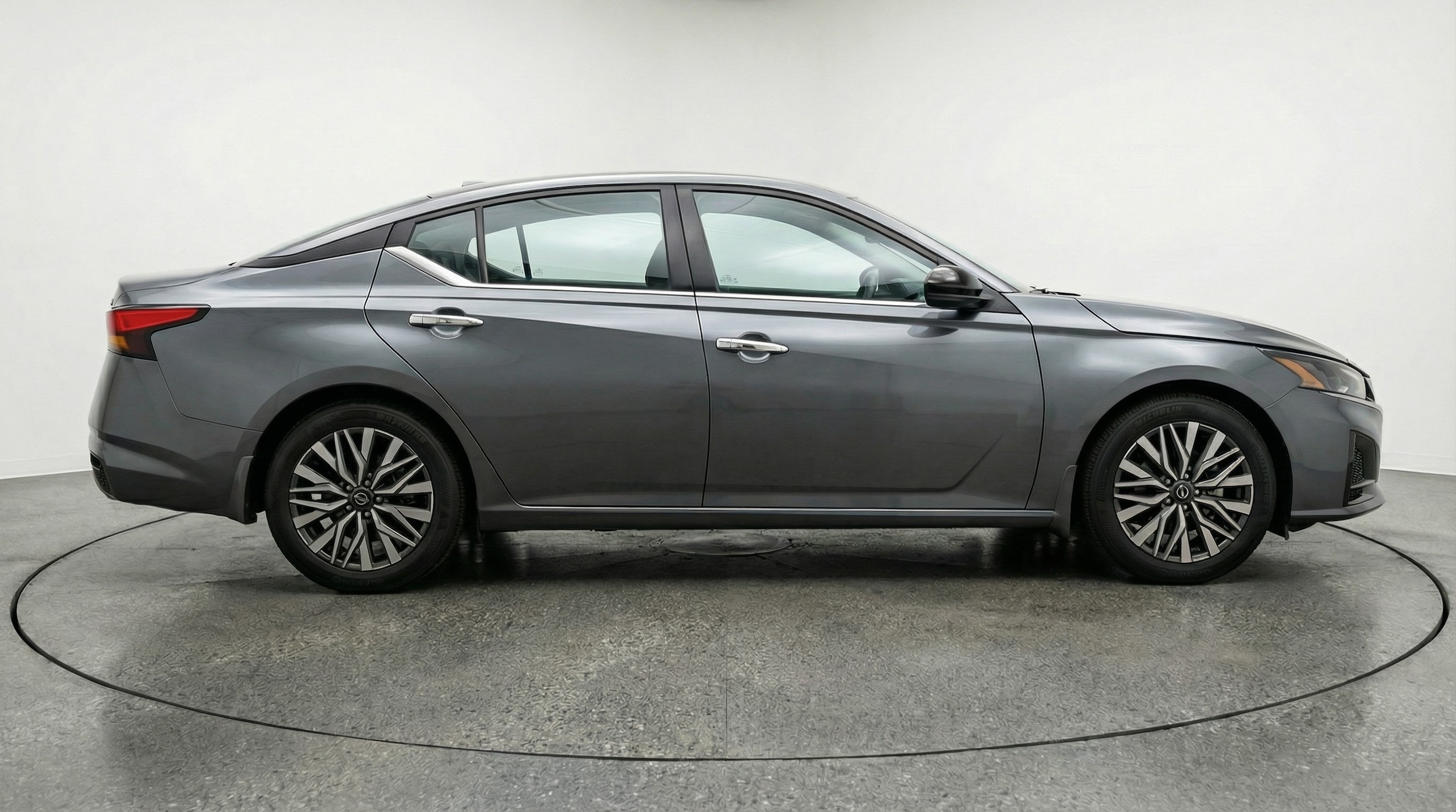 Thumbnail: 2025 Nissan Altima - 8