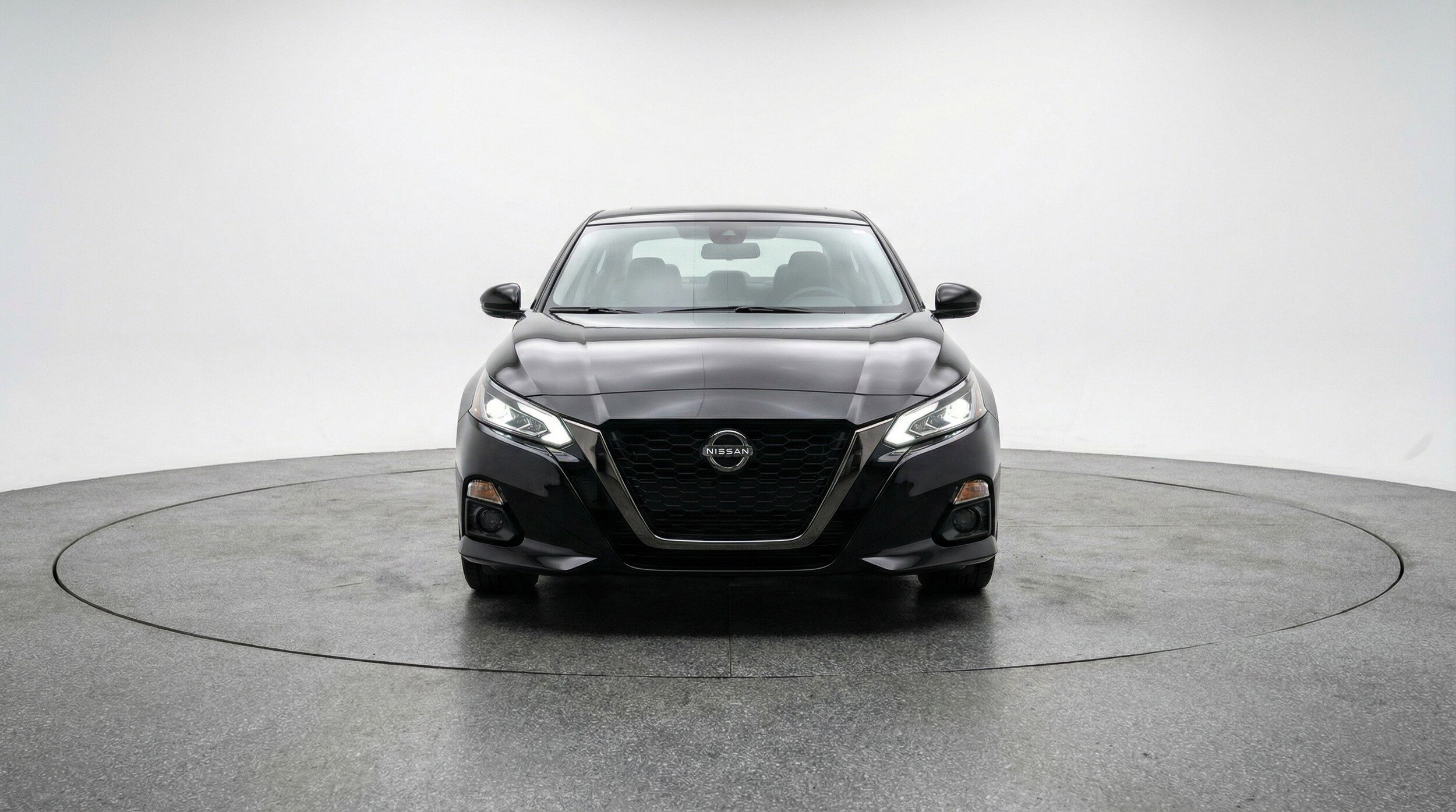 Thumbnail: 2025 Nissan Altima - 2