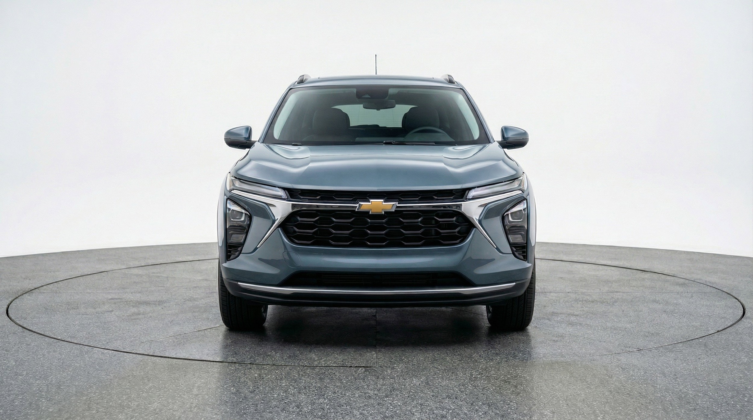 Thumbnail: 2025 Chevrolet Trax - 2