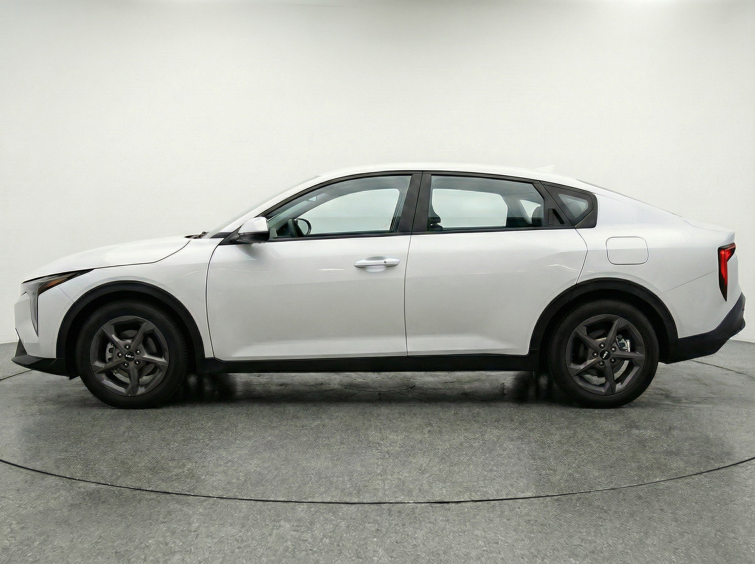 Thumbnail: 2025 Kia K4 - 5