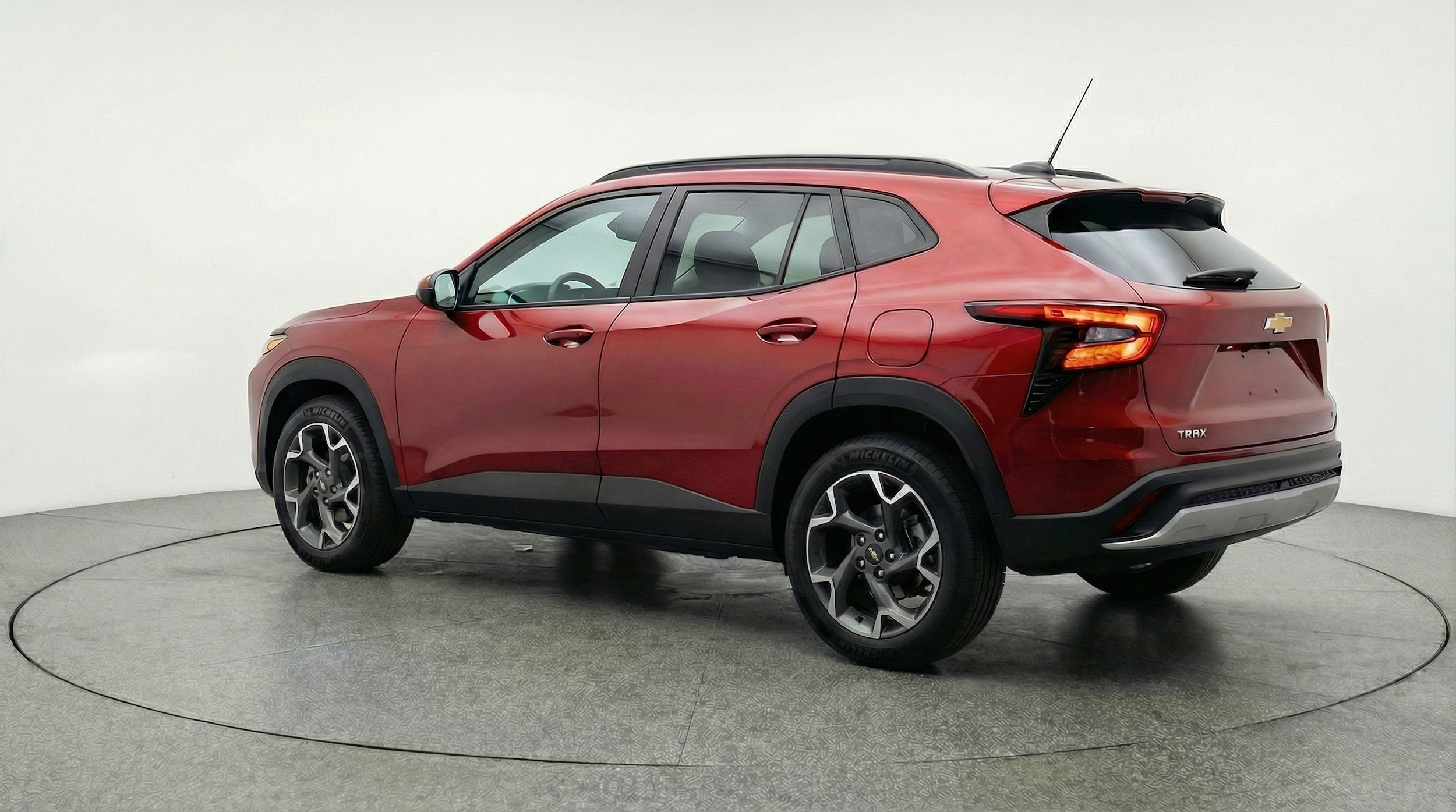 Thumbnail: 2025 Chevrolet Trax - 5