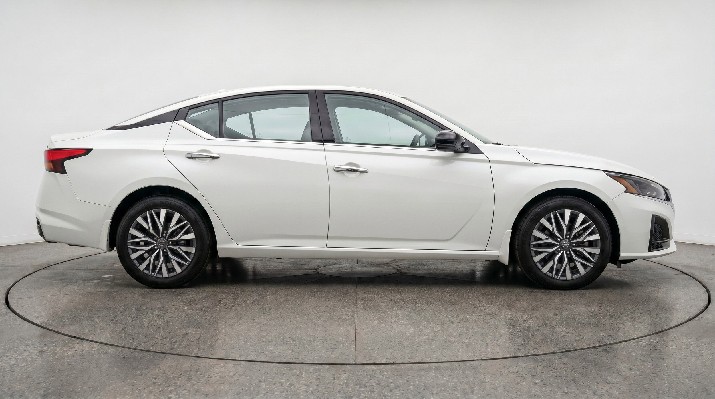 Thumbnail: 2025 Nissan Altima - 11
