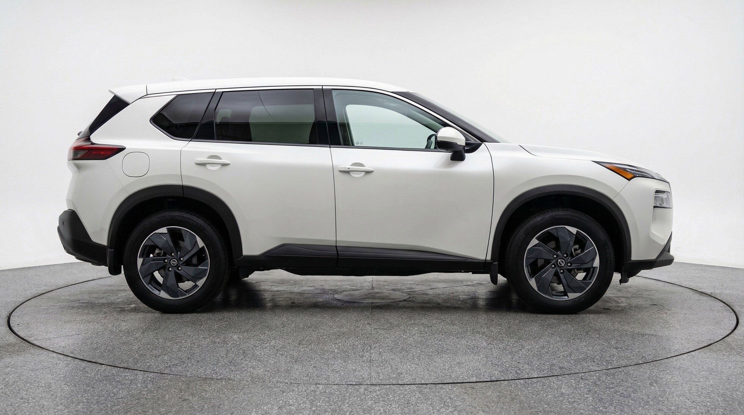 Thumbnail: 2025 Nissan Rogue - 11