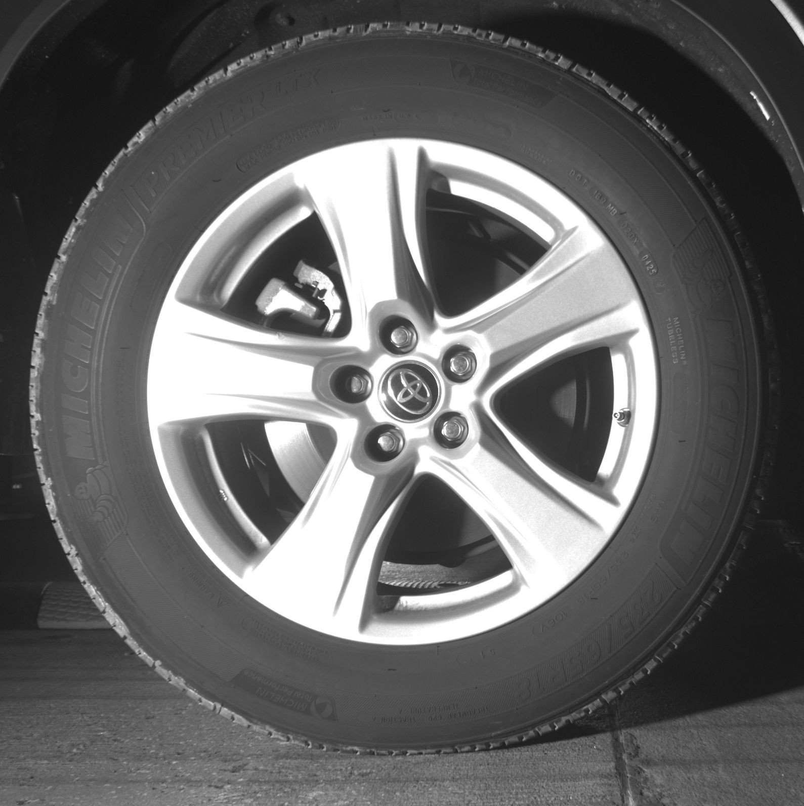 Thumbnail: 2025 Toyota Highlander - 15